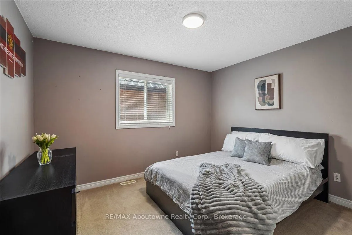 Photo 30 of 4679 Webb Street, Burlington, Alton — HOMEH