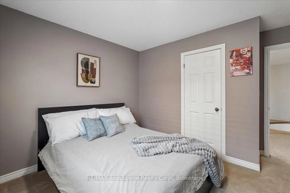 Photo 31 of 4679 Webb Street, Burlington, Alton — HOMEH