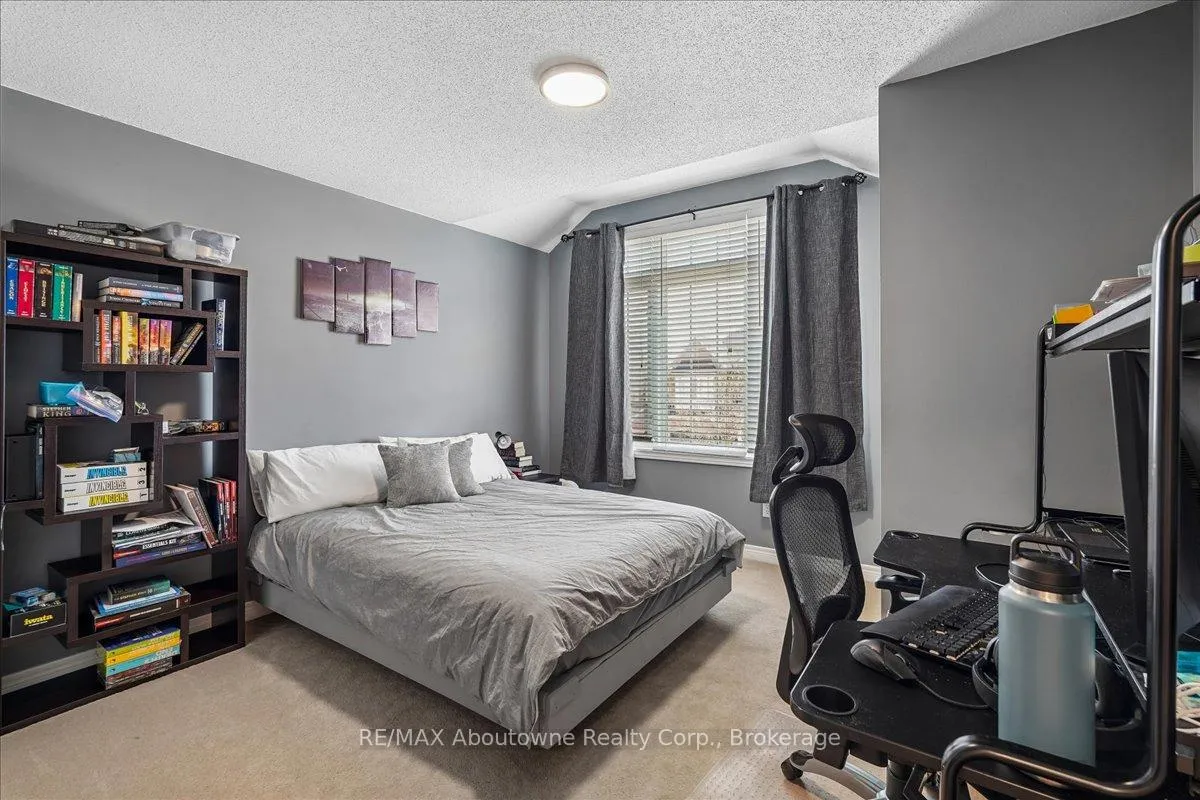 Photo 32 of 4679 Webb Street, Burlington, Alton — HOMEH