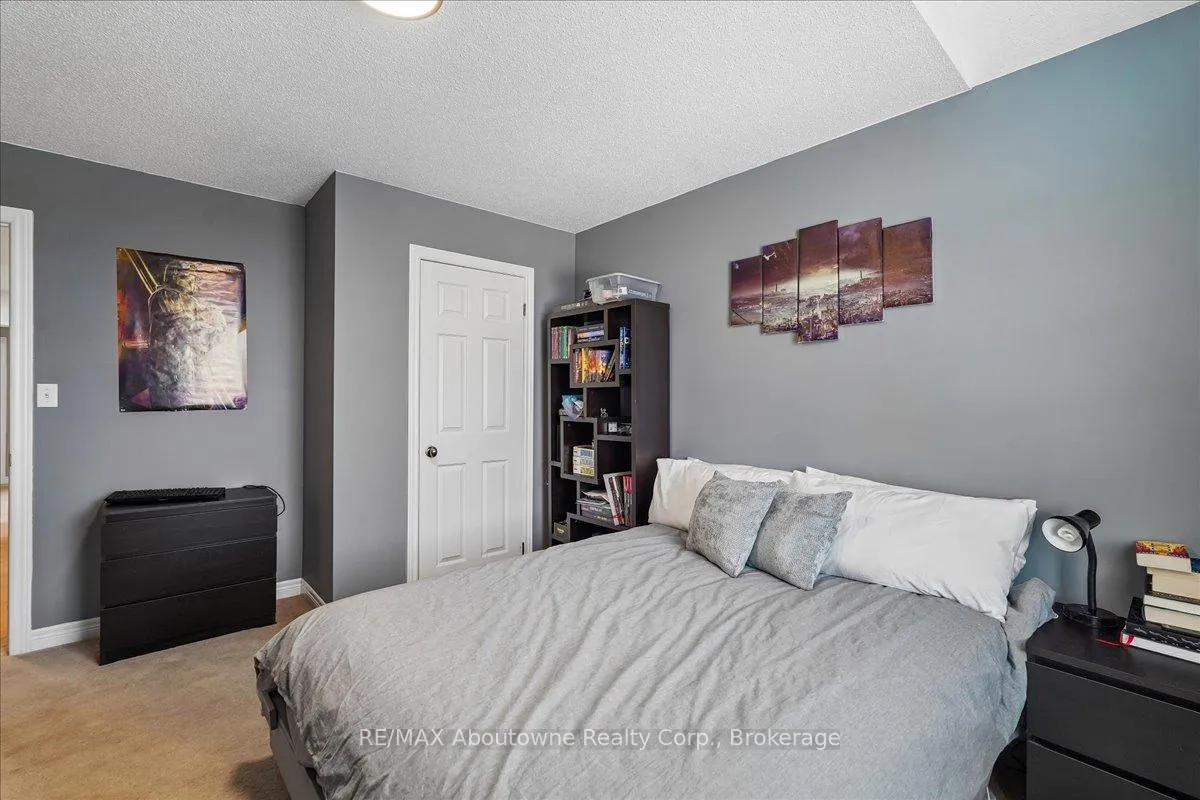 Photo 33 of 4679 Webb Street, Burlington, Alton — HOMEH