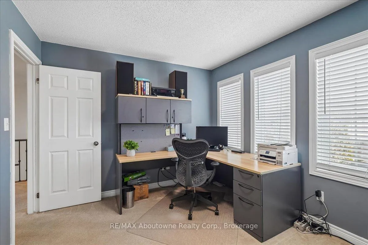 Photo 35 of 4679 Webb Street, Burlington, Alton — HOMEH