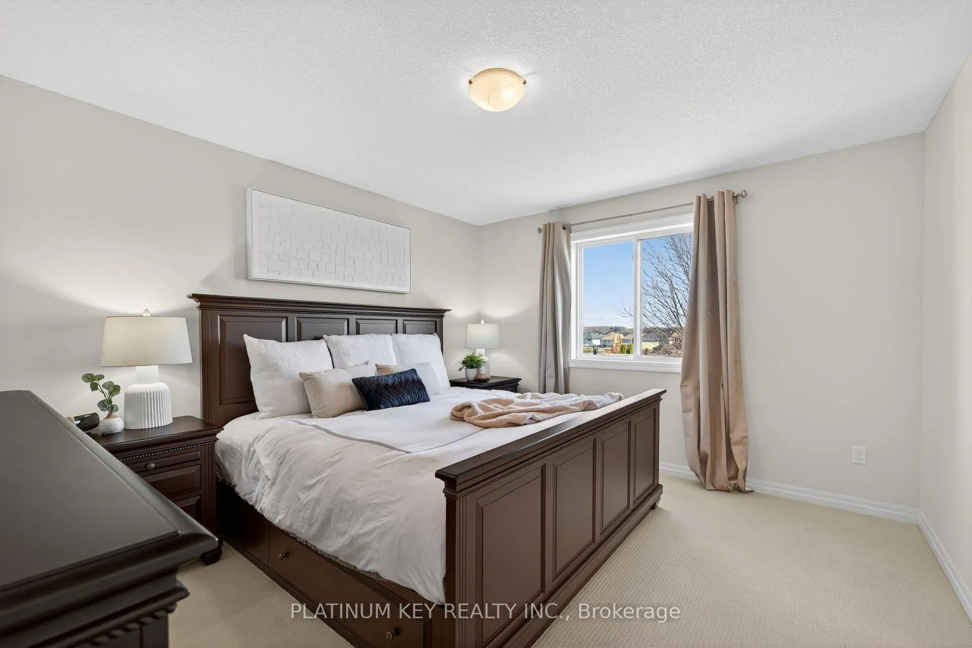 Photo 18 of 2682 Tokala Trail, London, North S — HOMEH