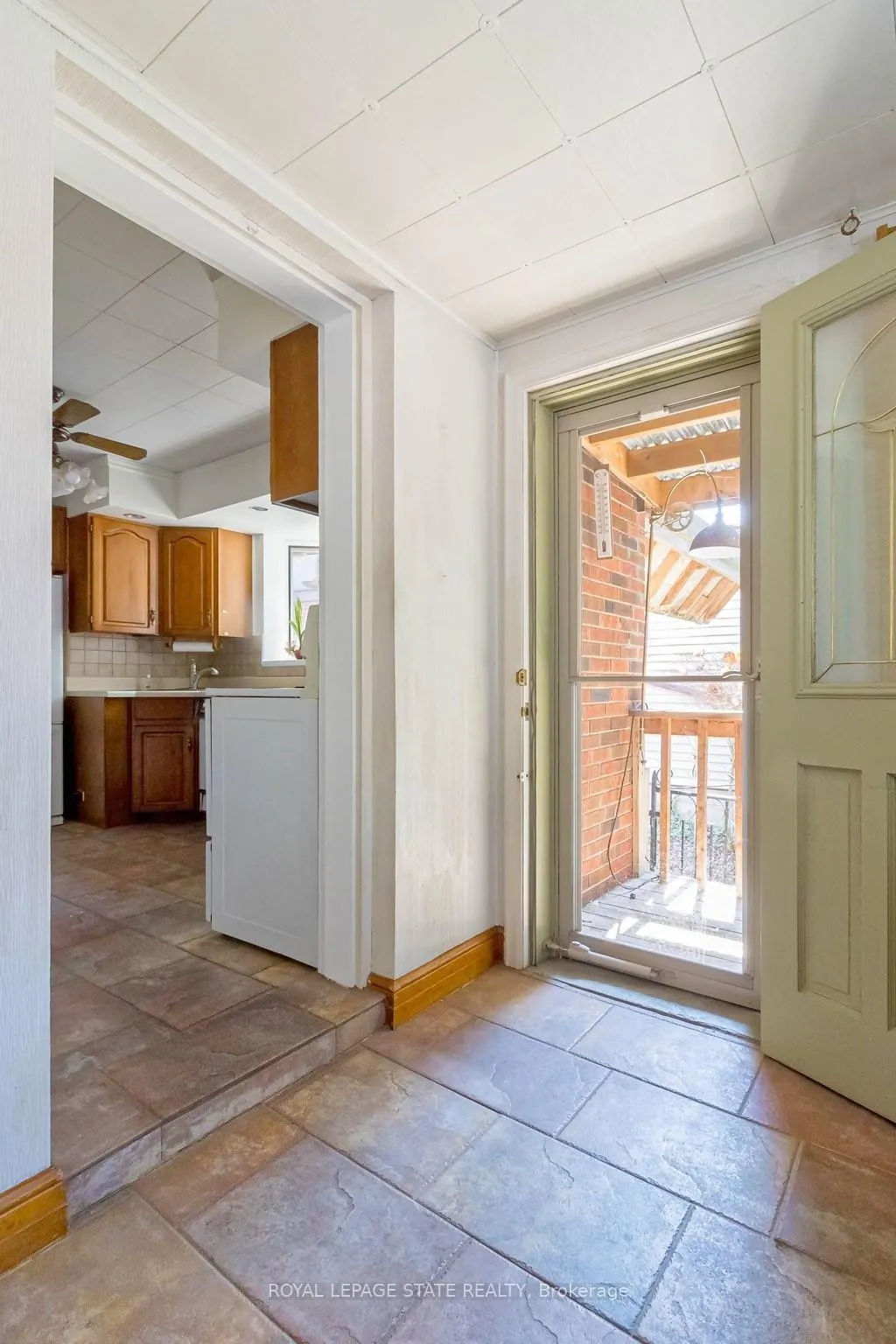Photo 9 of 157 Longwood Road N, Hamilton, Westdale — HOMEH