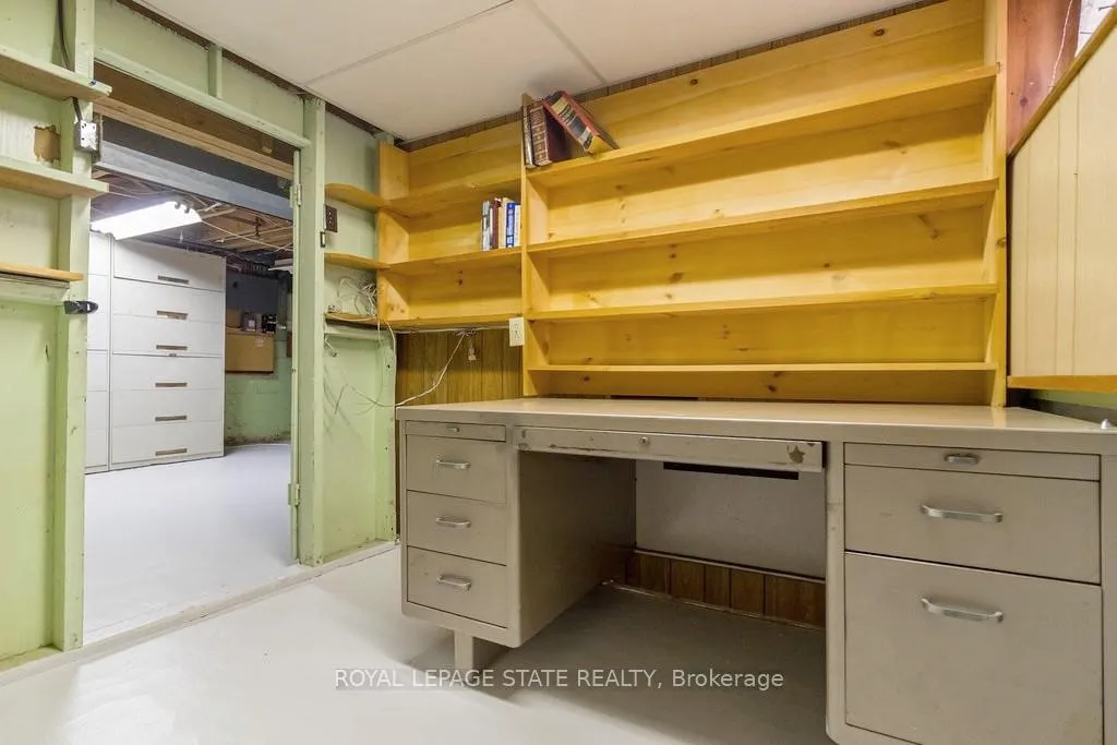 Photo 23 of 157 Longwood Road N, Hamilton, Westdale — HOMEH