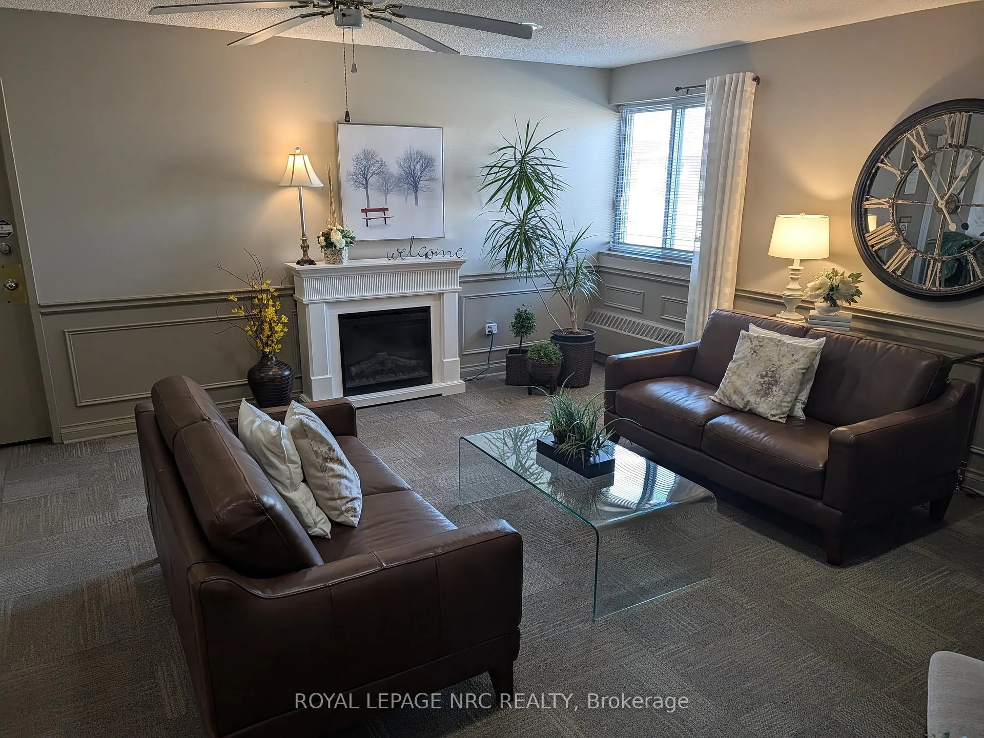 Photo 6 of Unit 404, 196 Scott Street, St. Catharines, Fairview — HOMEH