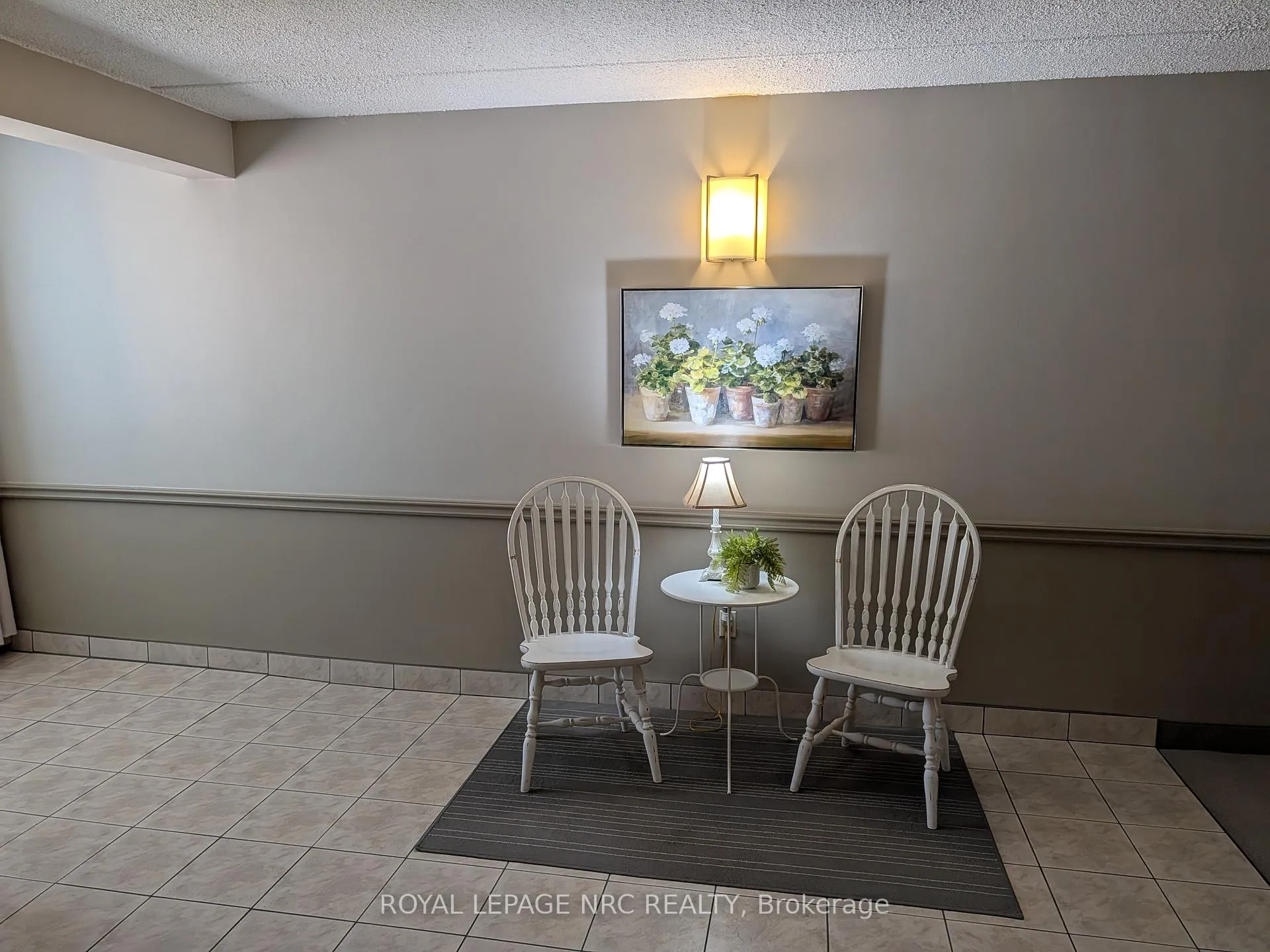 Photo 9 of Unit 404, 196 Scott Street, St. Catharines, Fairview — HOMEH