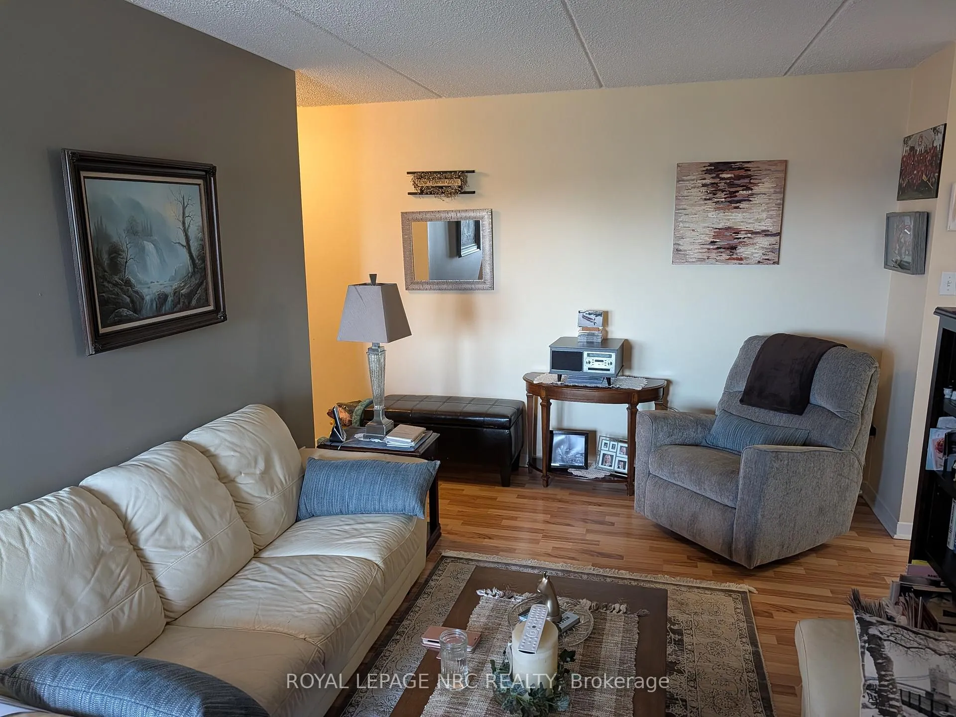 Photo 15 of Unit 404, 196 Scott Street, St. Catharines, Fairview — HOMEH