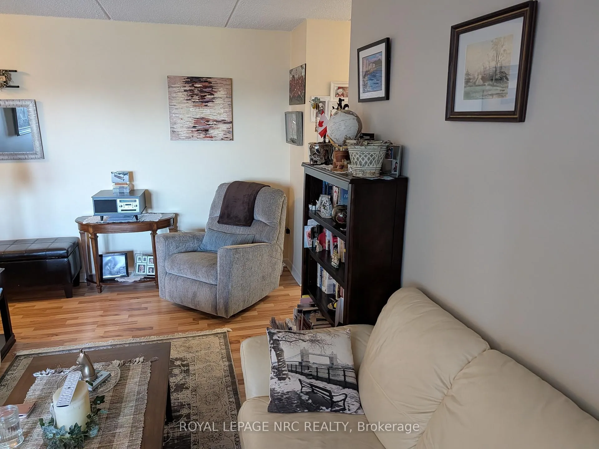 Photo 17 of Unit 404, 196 Scott Street, St. Catharines, Fairview — HOMEH