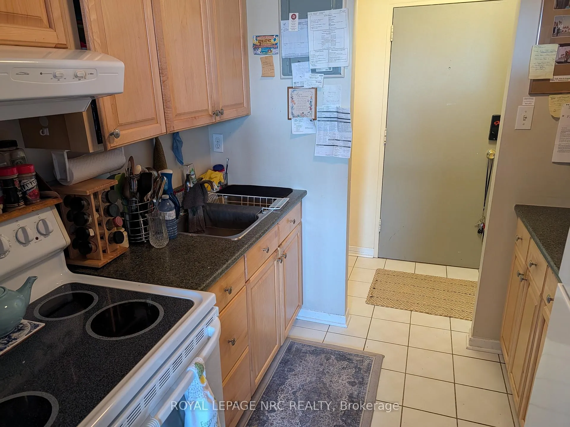 Photo 22 of Unit 404, 196 Scott Street, St. Catharines, Fairview — HOMEH