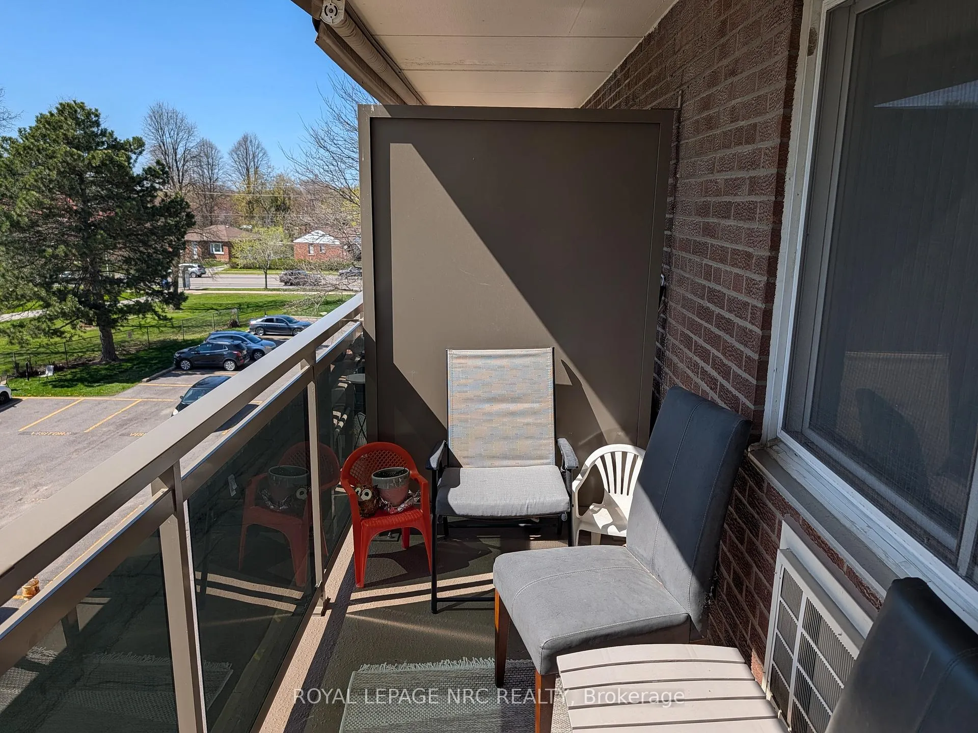 Photo 24 of Unit 404, 196 Scott Street, St. Catharines, Fairview — HOMEH