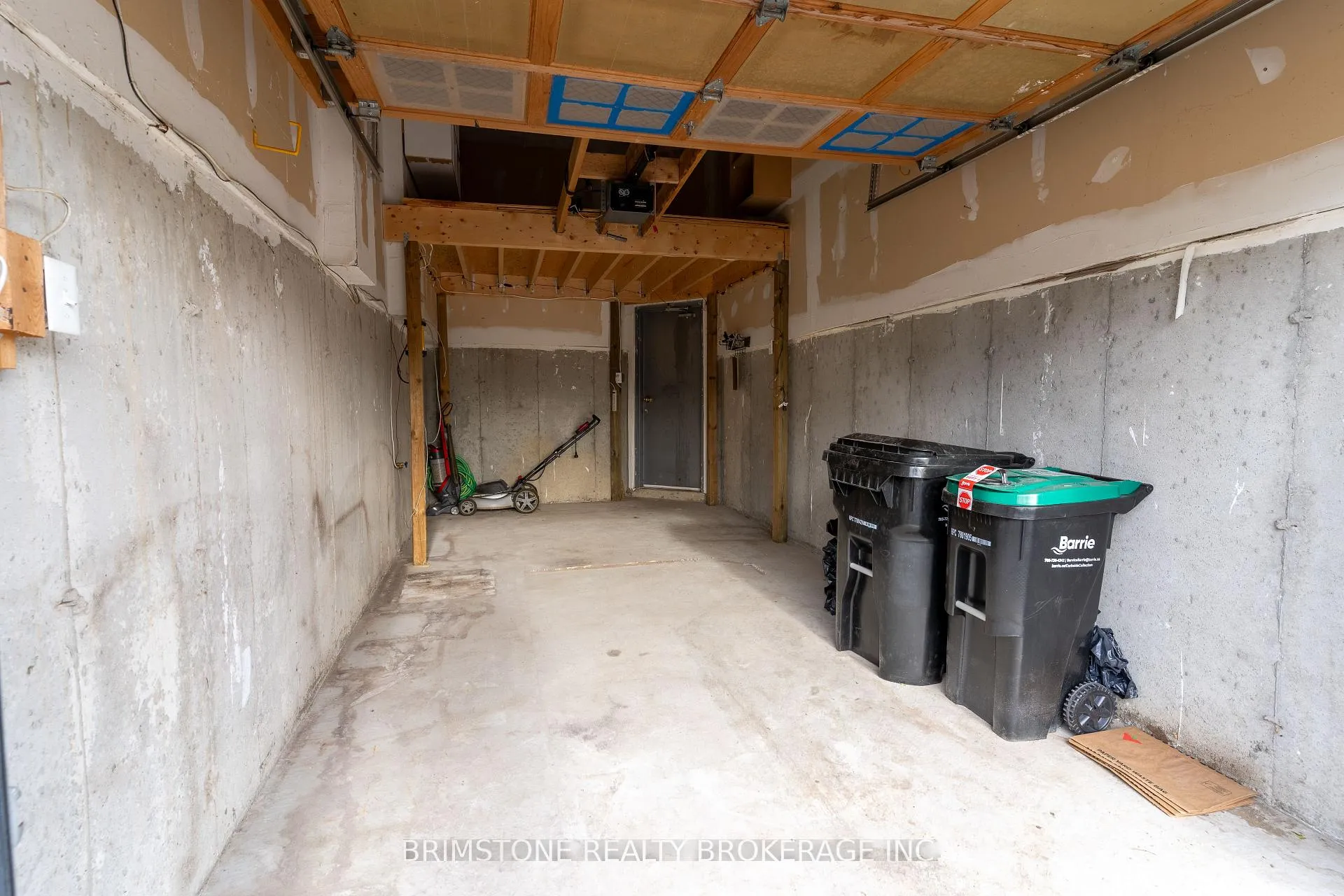 Photo 36 of 89 Winchester Terrace, Barrie, Innis-Shore — HOMEH