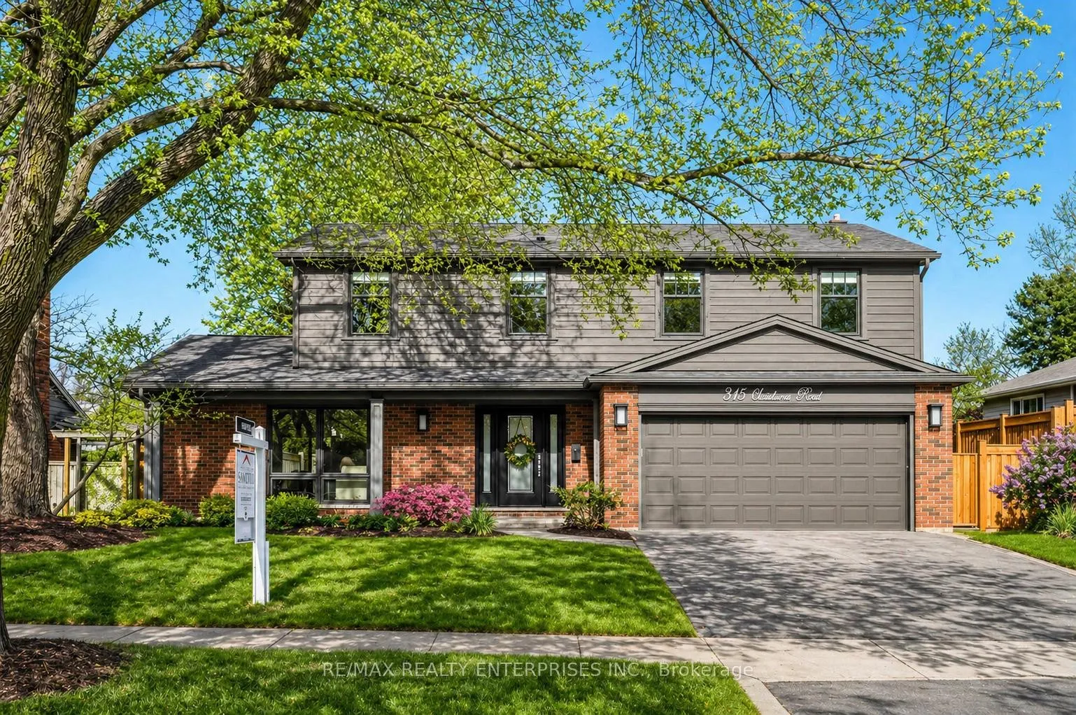 Photo 1 of 315 Swinburne Road, Burlington, Roseland — HOMEH