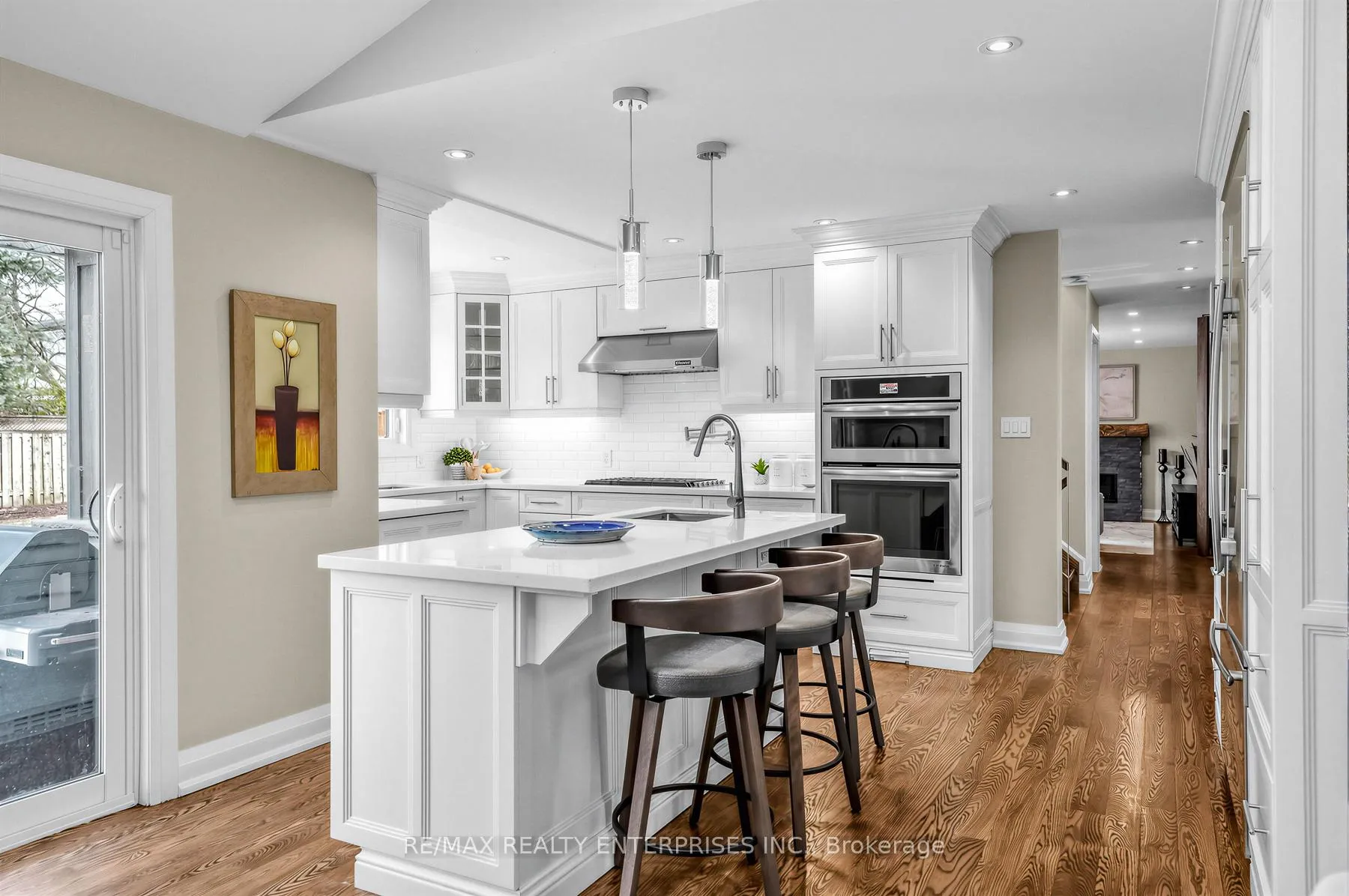 Photo 9 of 315 Swinburne Road, Burlington, Roseland — HOMEH