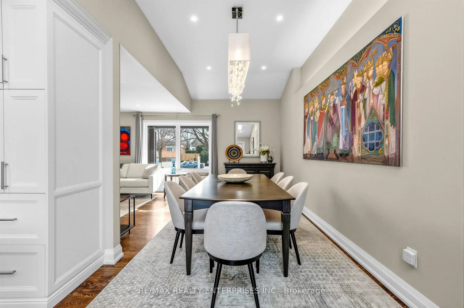 Photo 13 of 315 Swinburne Road, Burlington, Roseland — HOMEH