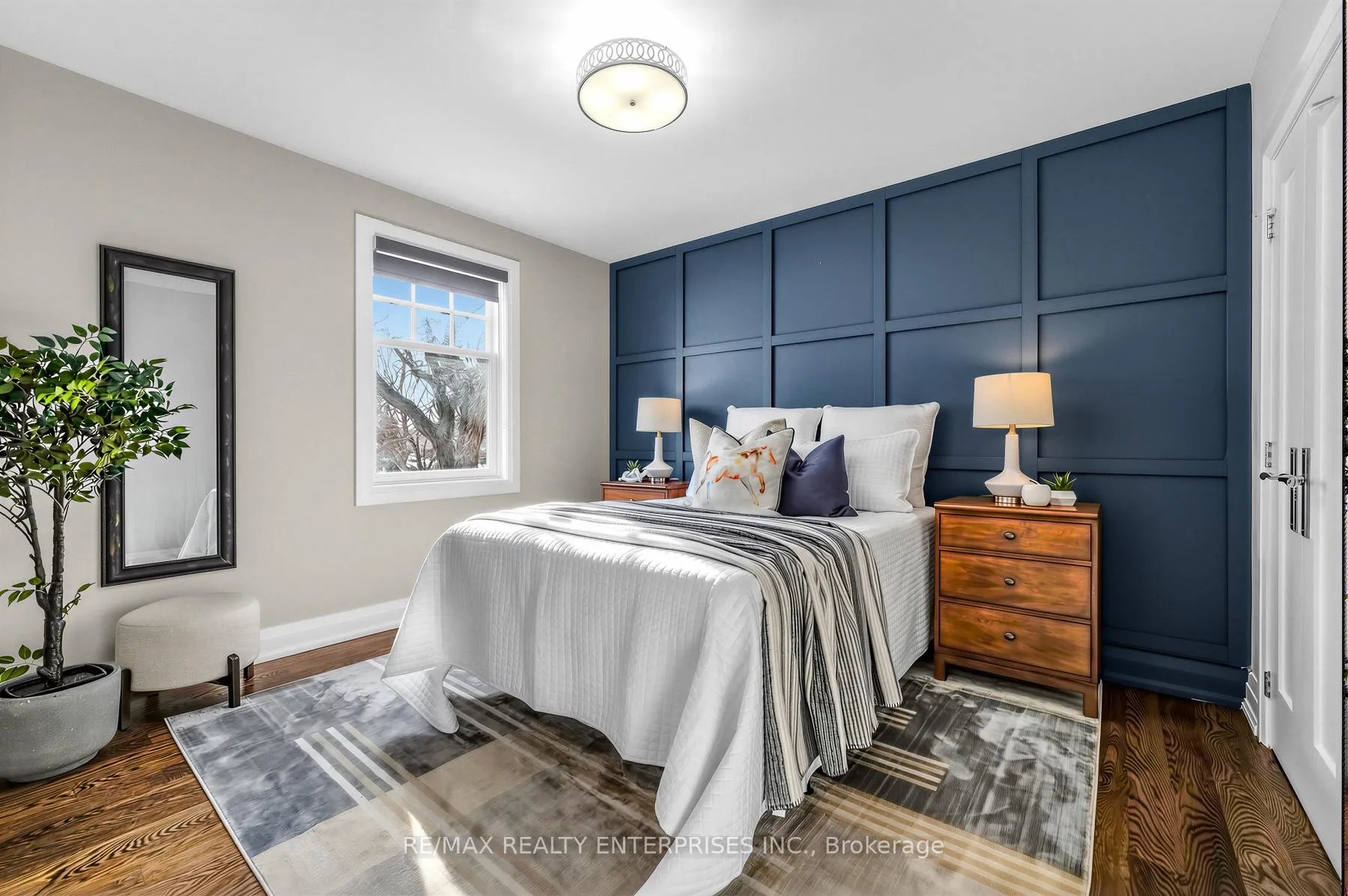 Photo 32 of 315 Swinburne Road, Burlington, Roseland — HOMEH