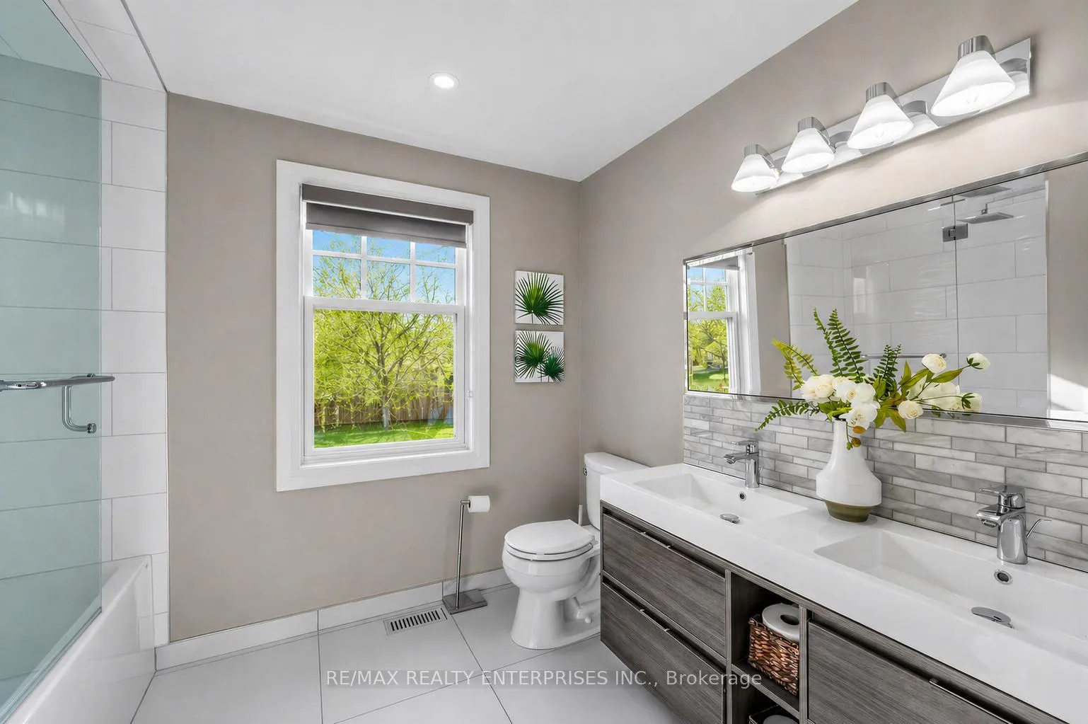 Photo 35 of 315 Swinburne Road, Burlington, Roseland — HOMEH
