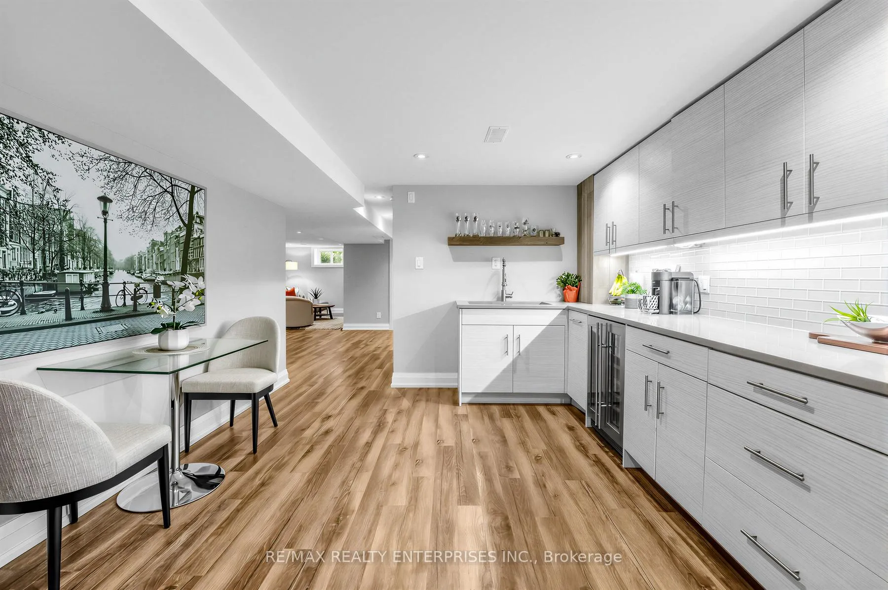 Photo 39 of 315 Swinburne Road, Burlington, Roseland — HOMEH