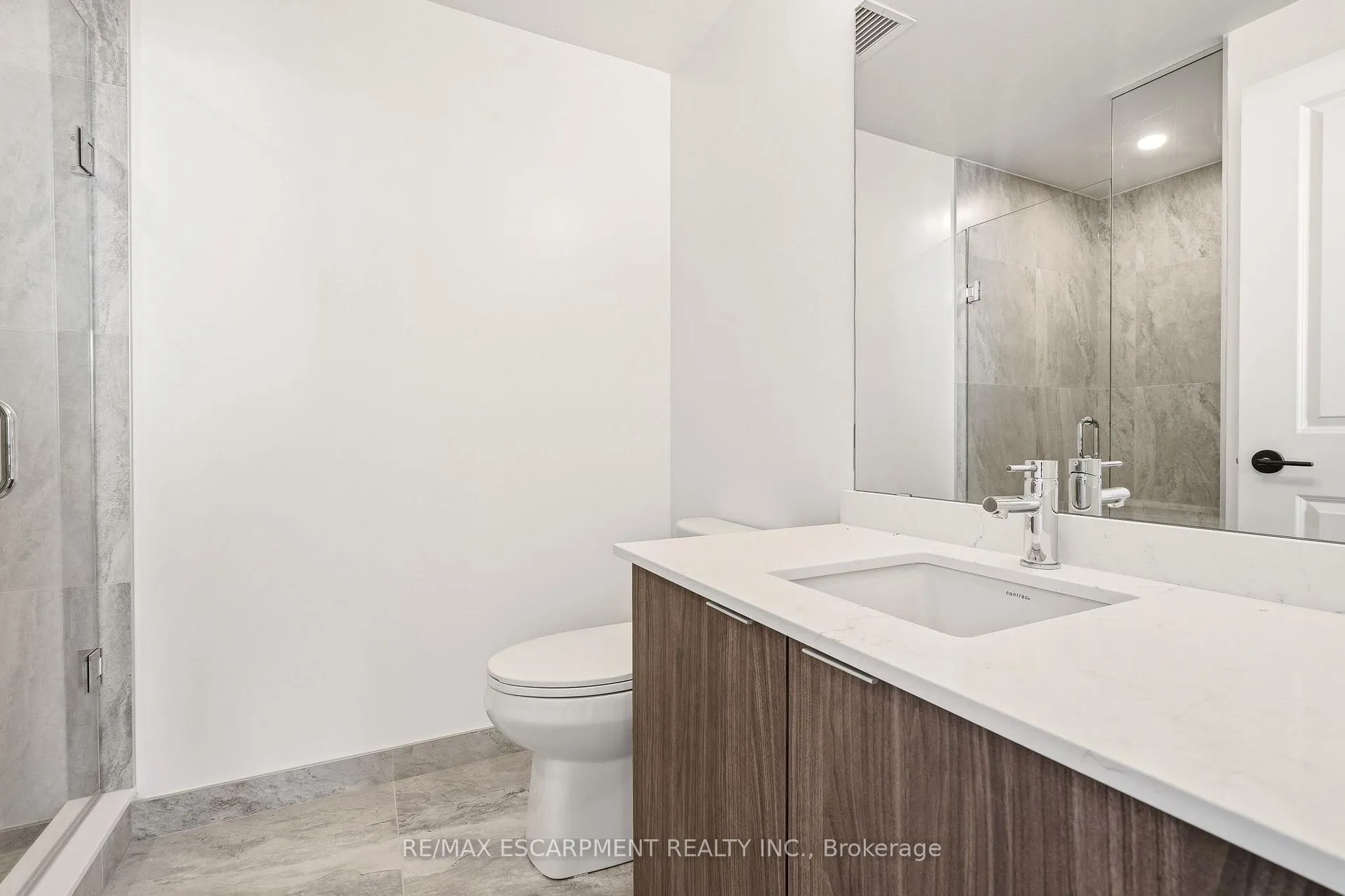 Photo 11 of Unit 1208, 2075 Lakeshore Road, Burlington, Brant — HOMEH