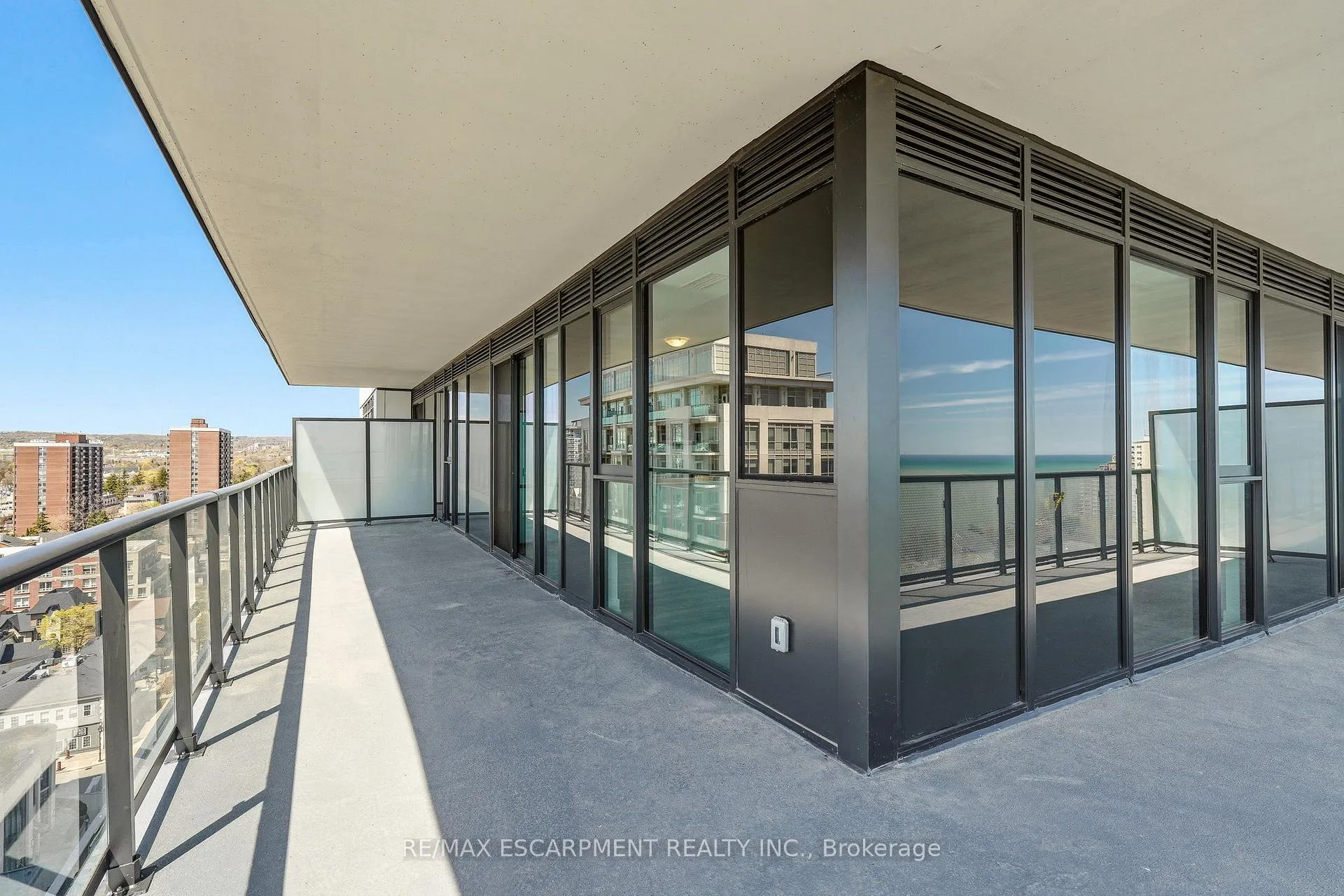 Photo 23 of Unit 1208, 2075 Lakeshore Road, Burlington, Brant — HOMEH