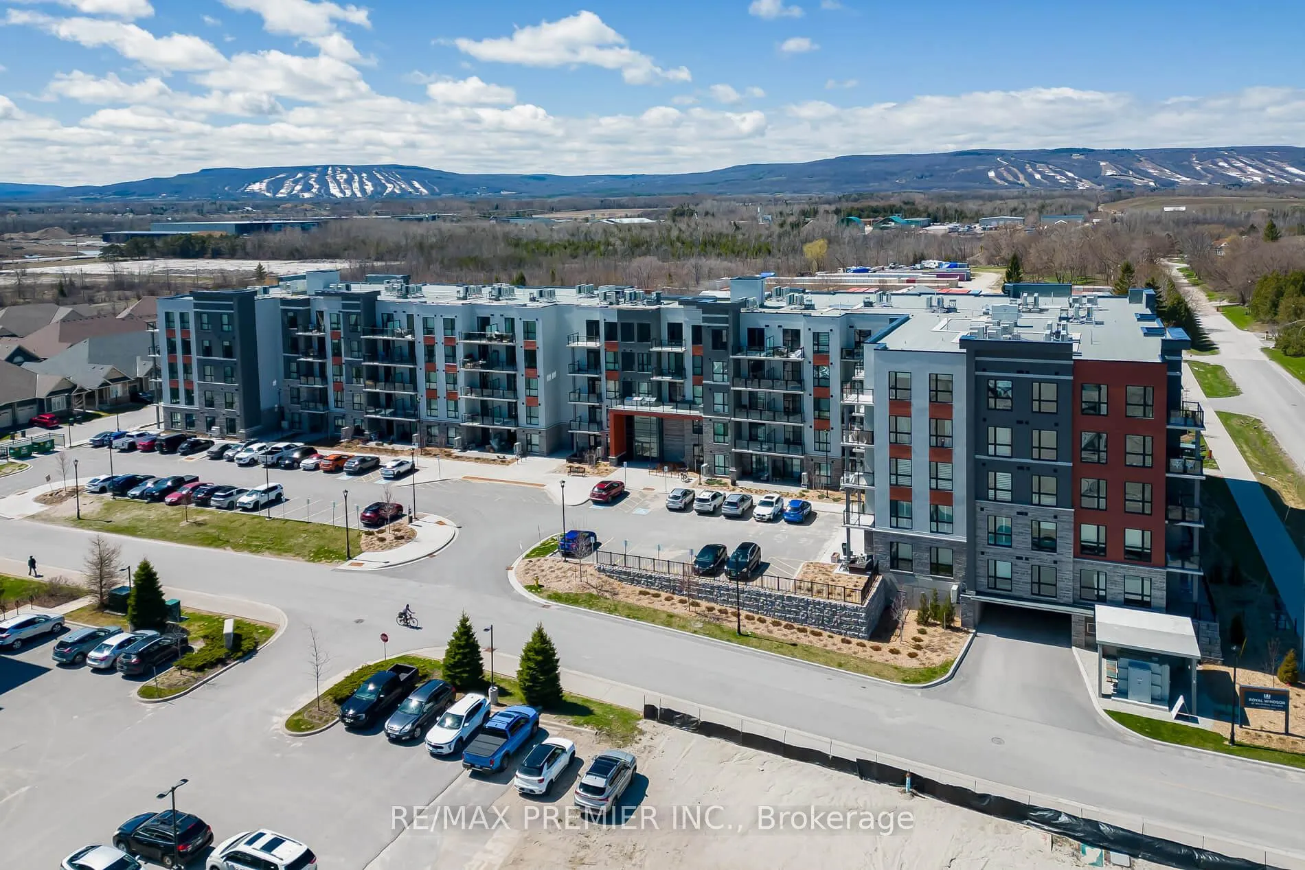 Photo 1 of Unit 120, 4 Kimberly Lane, Collingwood — HOMEH