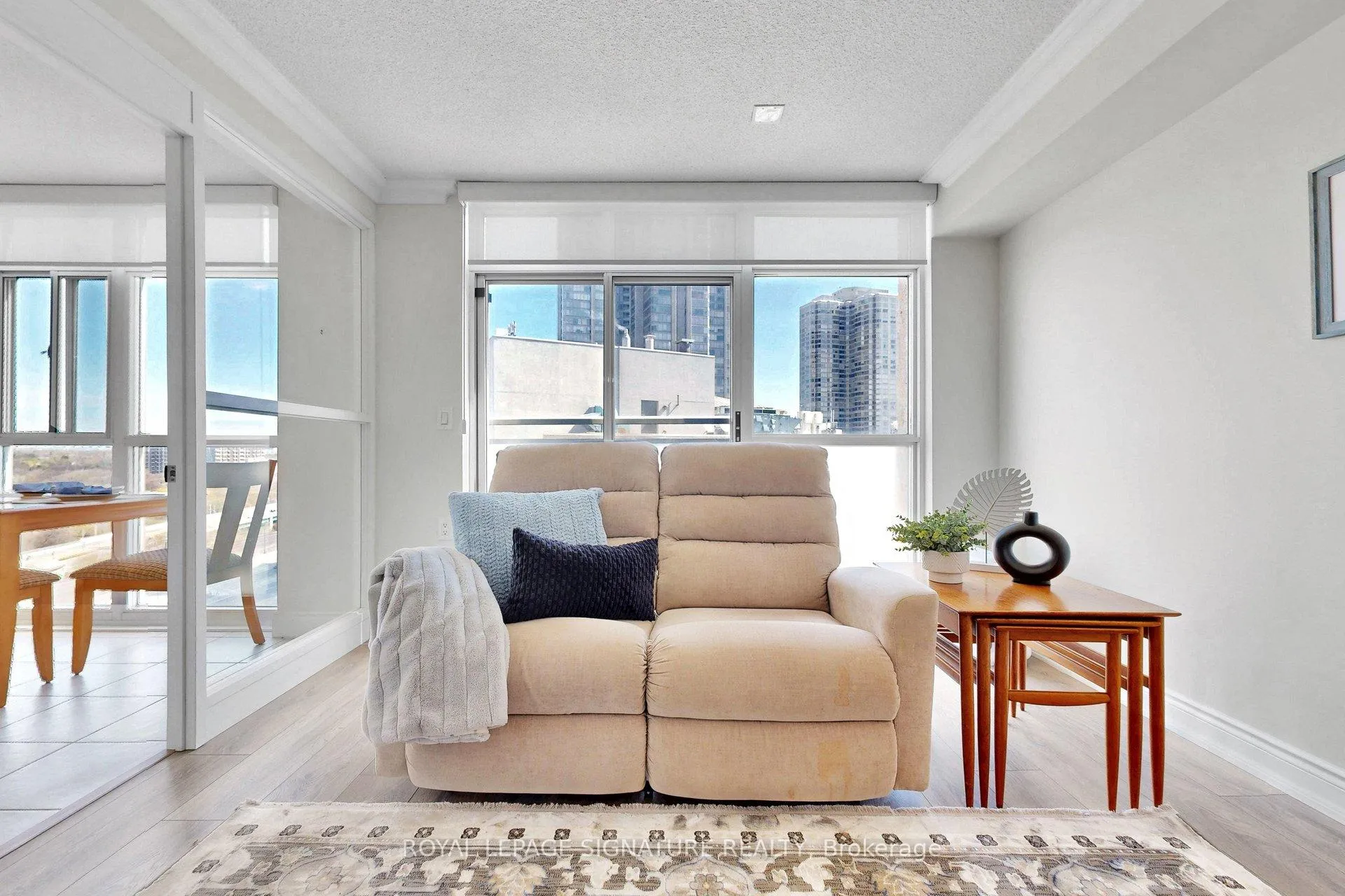 Photo 12 of Unit 1609, 3 Marine Parade Drive, Etobicoke, Mimico — HOMEH