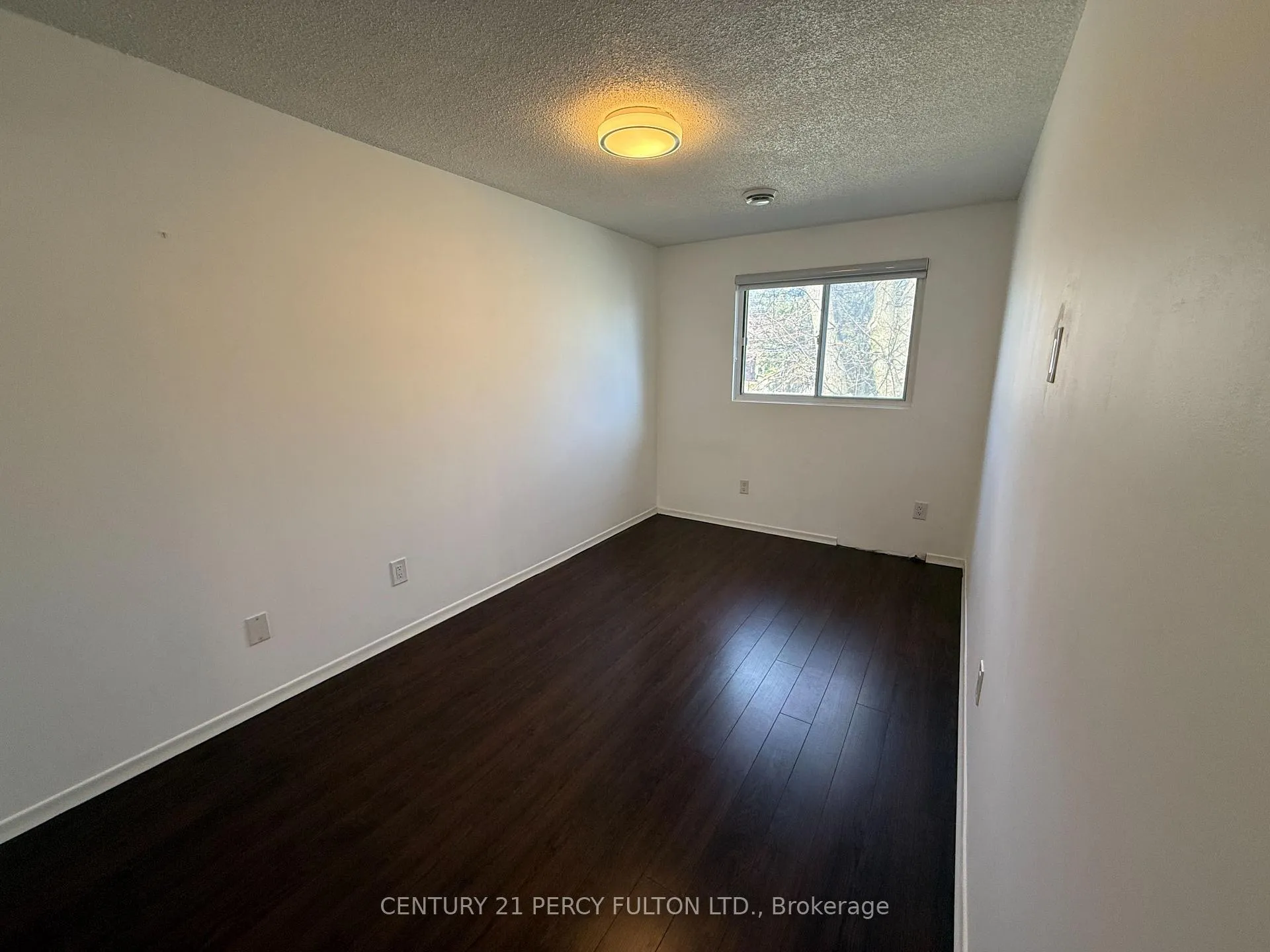 Photo 6 of Unit 22, 221 Ormond Drive, Oshawa, Samac — HOMEH