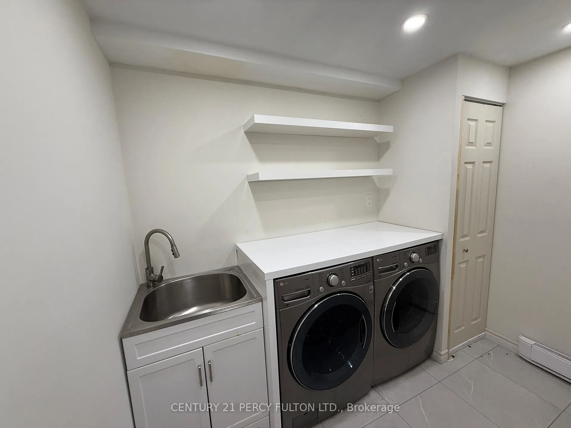 Photo 16 of Unit 22, 221 Ormond Drive, Oshawa, Samac — HOMEH