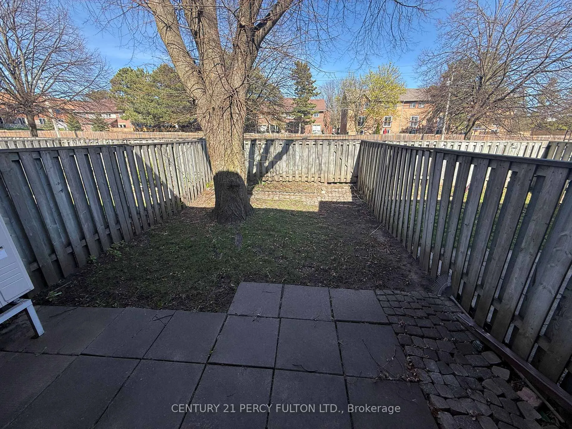 Photo 17 of Unit 22, 221 Ormond Drive, Oshawa, Samac — HOMEH