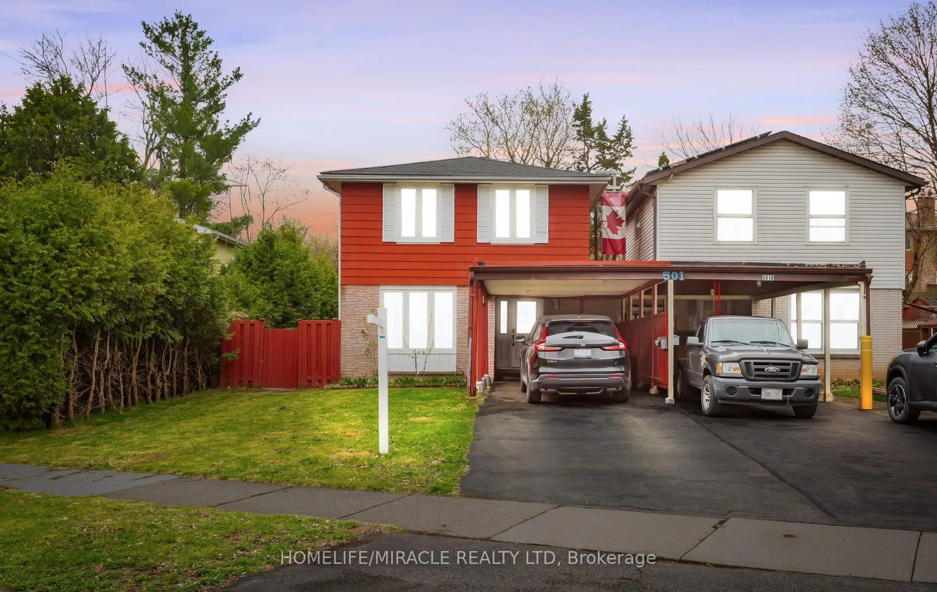 Photo 2 of Unit A, 501 Glenelm Crescent, Waterloo, Lakeshore Village — HOMEH