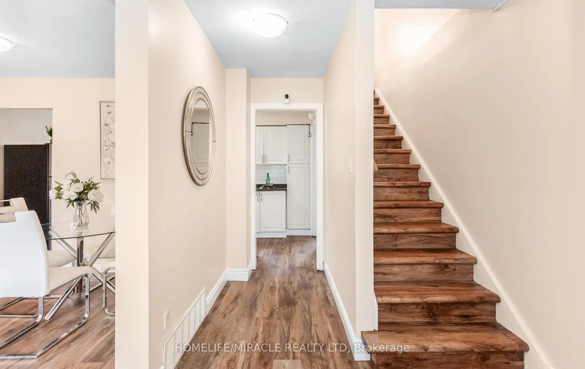 Photo 15 of Unit A, 501 Glenelm Crescent, Waterloo, Lakeshore Village — HOMEH