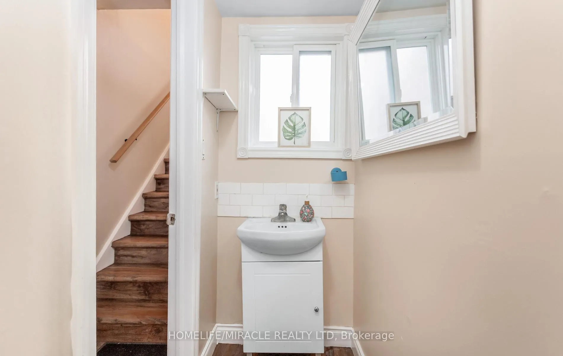 Photo 26 of Unit A, 501 Glenelm Crescent, Waterloo, Lakeshore Village — HOMEH