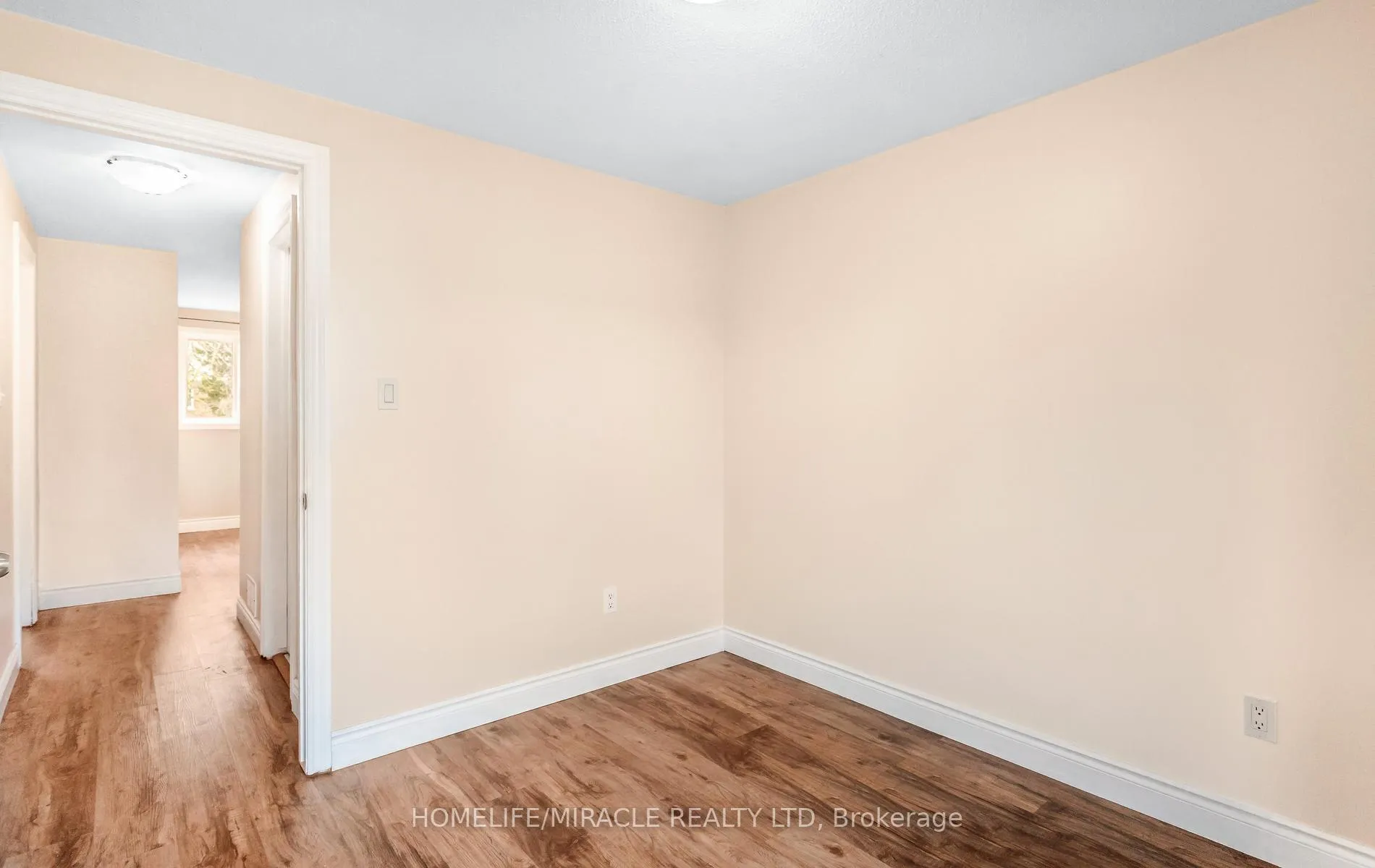 Photo 30 of Unit A, 501 Glenelm Crescent, Waterloo, Lakeshore Village — HOMEH