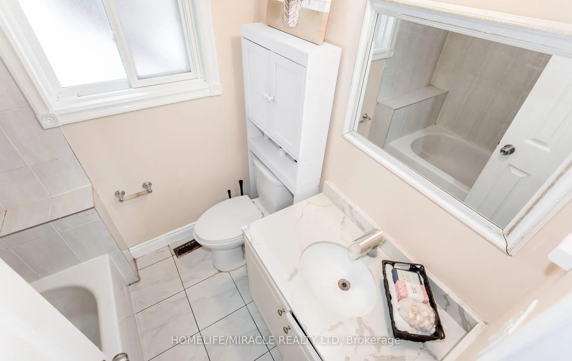 Photo 36 of Unit A, 501 Glenelm Crescent, Waterloo, Lakeshore Village — HOMEH