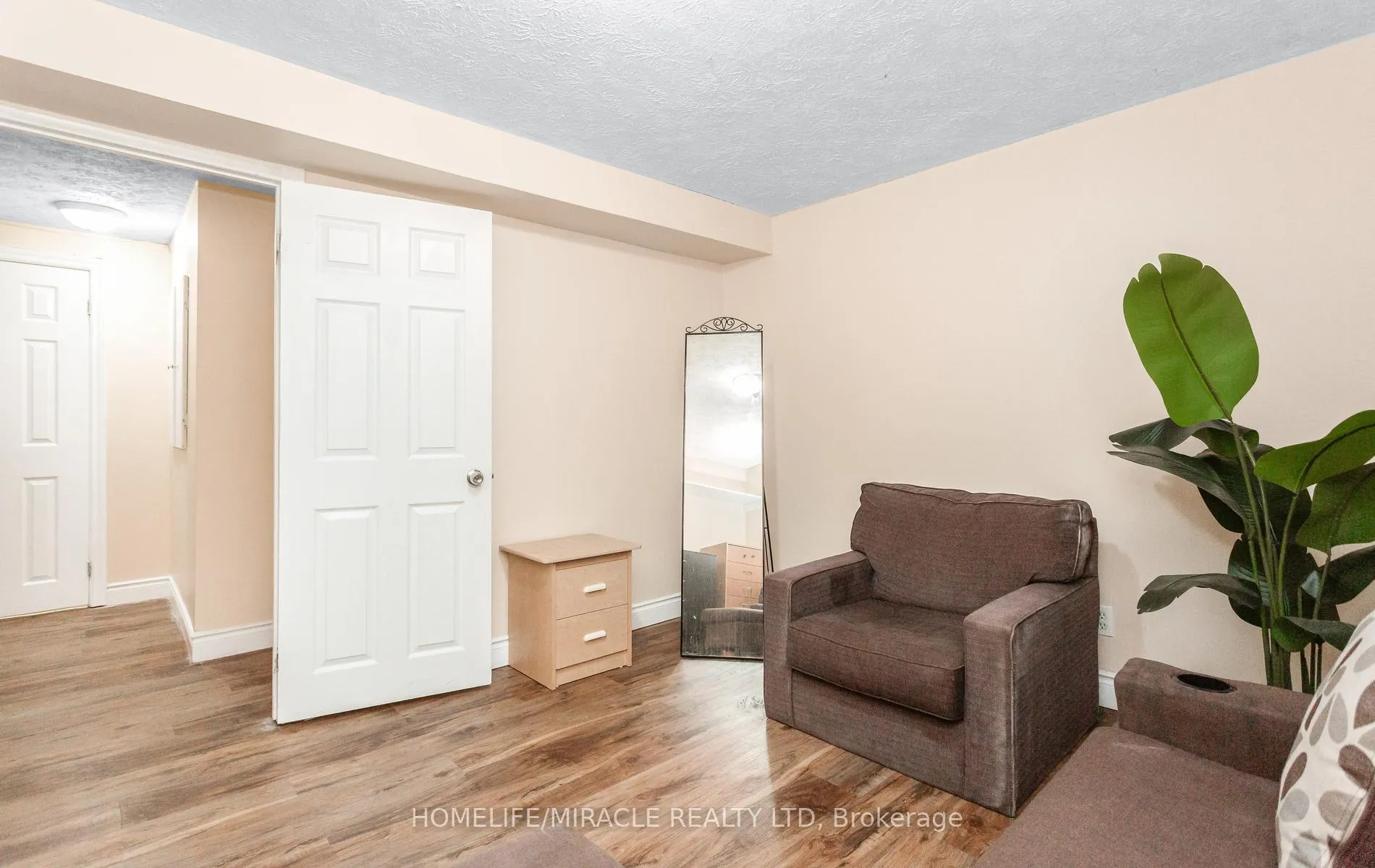 Photo 41 of Unit A, 501 Glenelm Crescent, Waterloo, Lakeshore Village — HOMEH