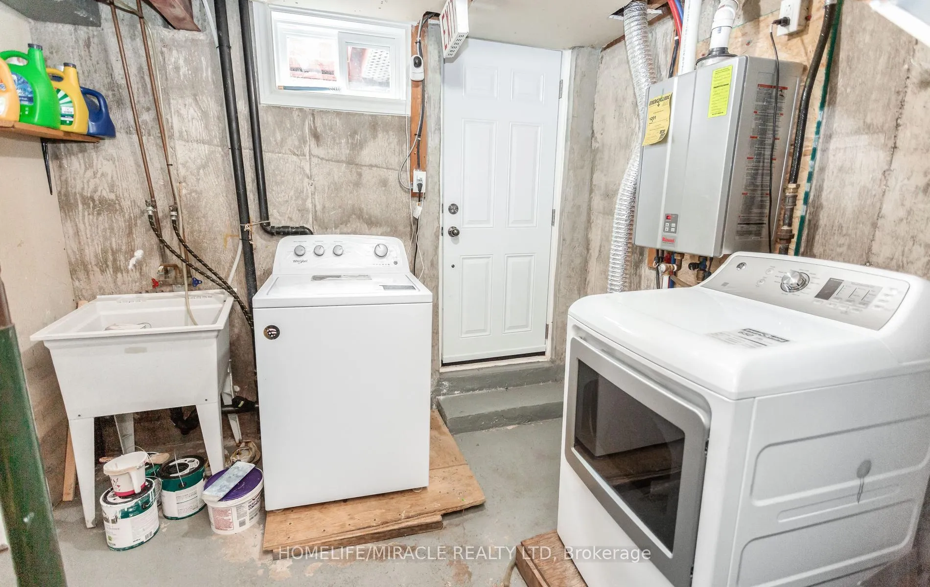 Photo 47 of Unit A, 501 Glenelm Crescent, Waterloo, Lakeshore Village — HOMEH