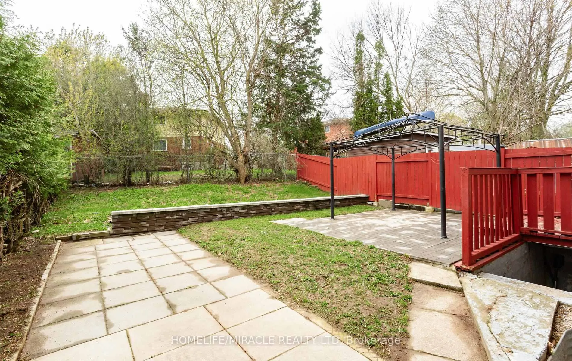 Photo 50 of Unit A, 501 Glenelm Crescent, Waterloo, Lakeshore Village — HOMEH