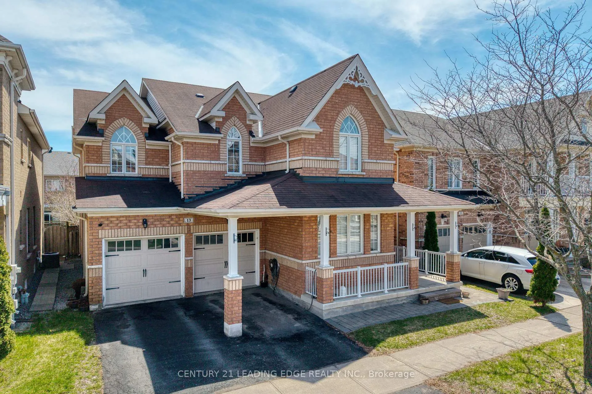 Photo 2 of 13 Forestbrook Drive, Markham, Box Grove — HOMEH