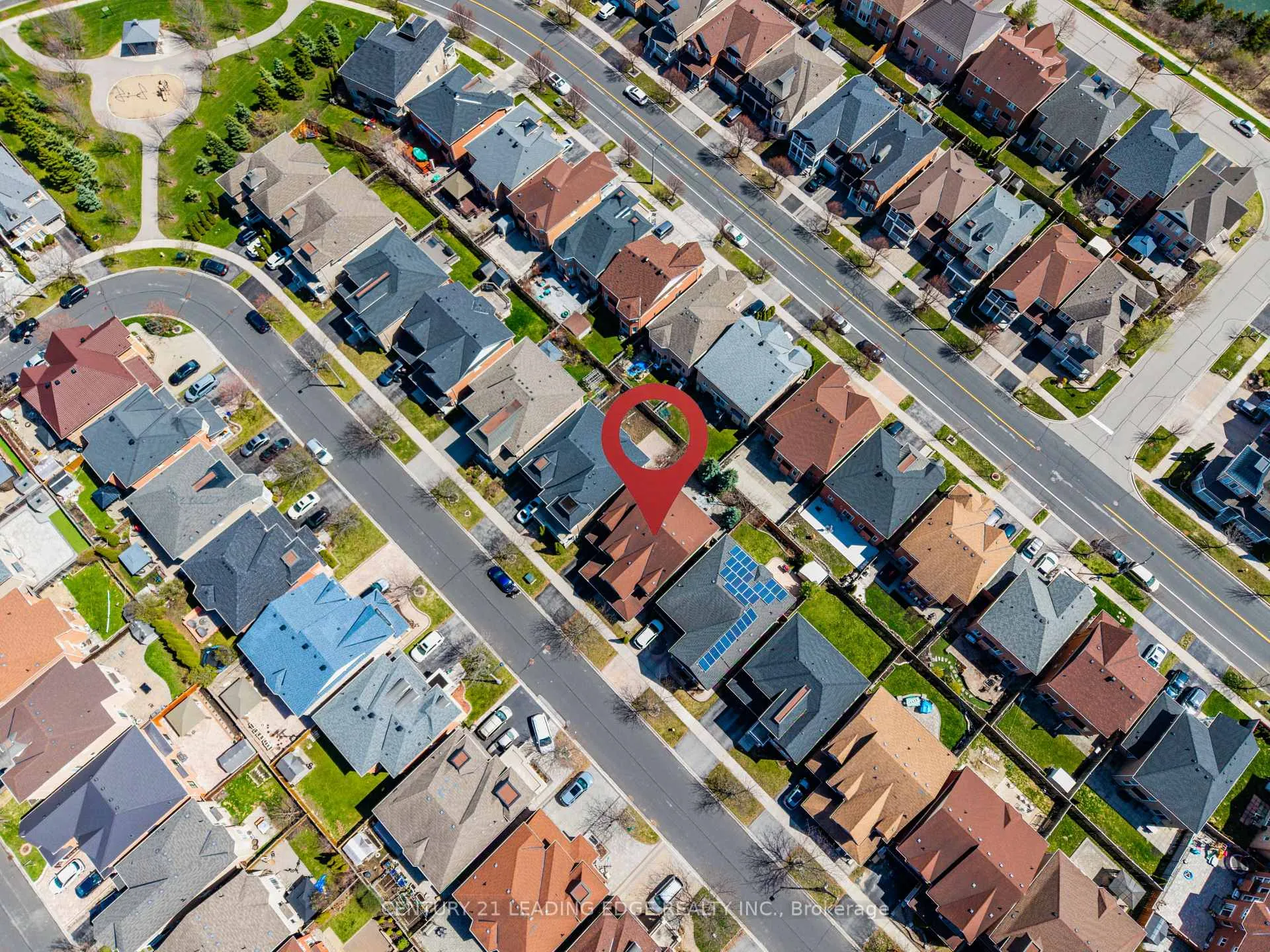 Photo 5 of 13 Forestbrook Drive, Markham, Box Grove — HOMEH