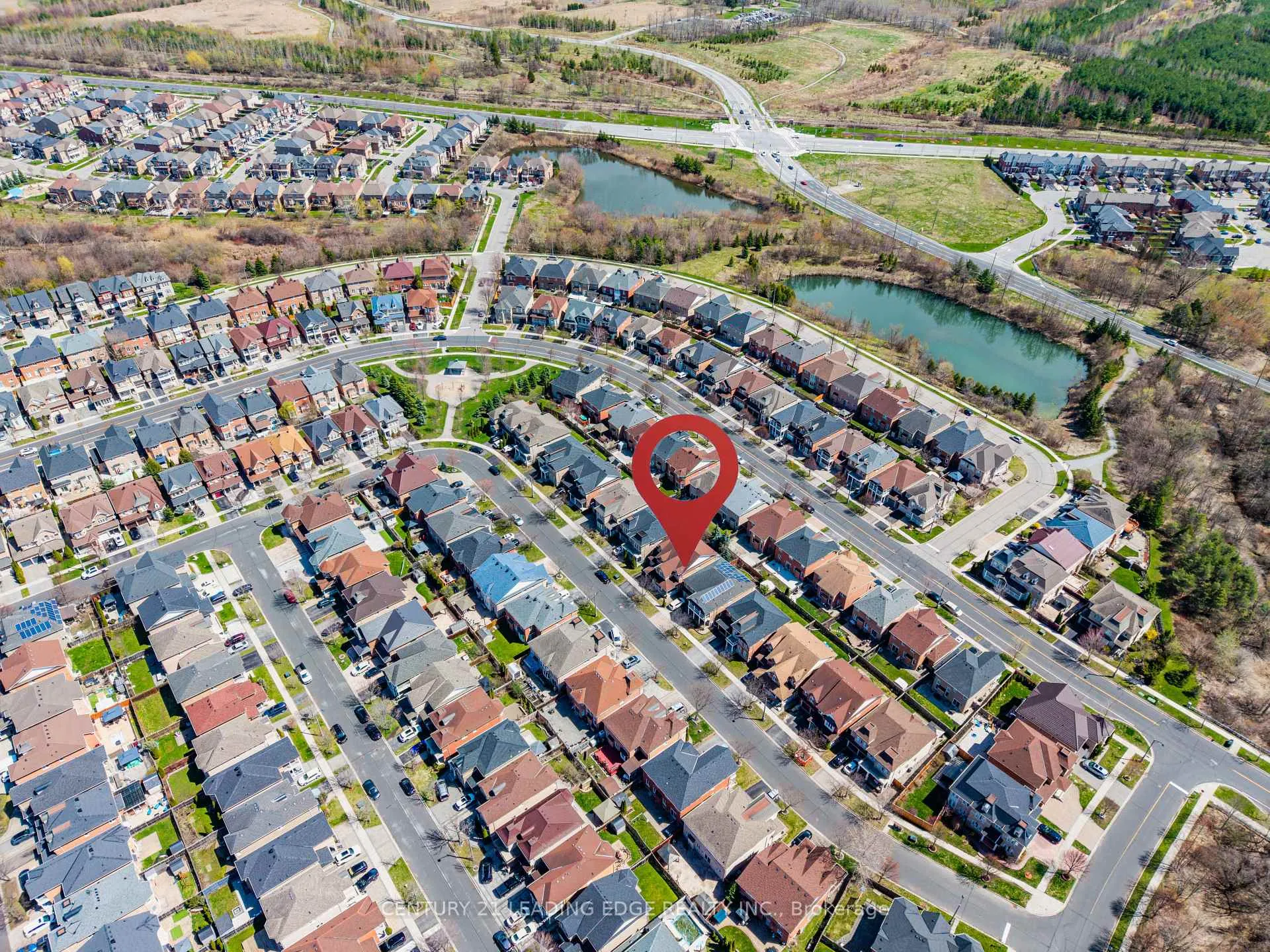 Photo 7 of 13 Forestbrook Drive, Markham, Box Grove — HOMEH