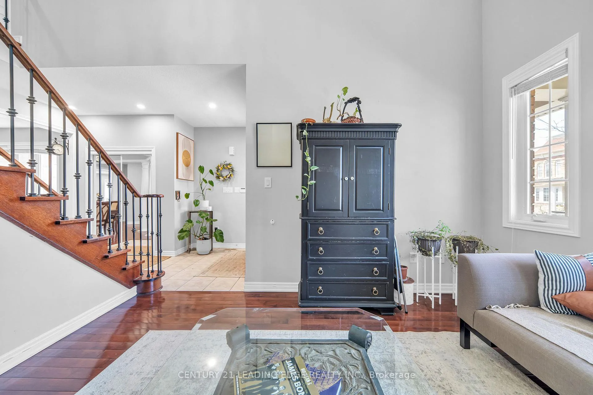 Photo 10 of 13 Forestbrook Drive, Markham, Box Grove — HOMEH