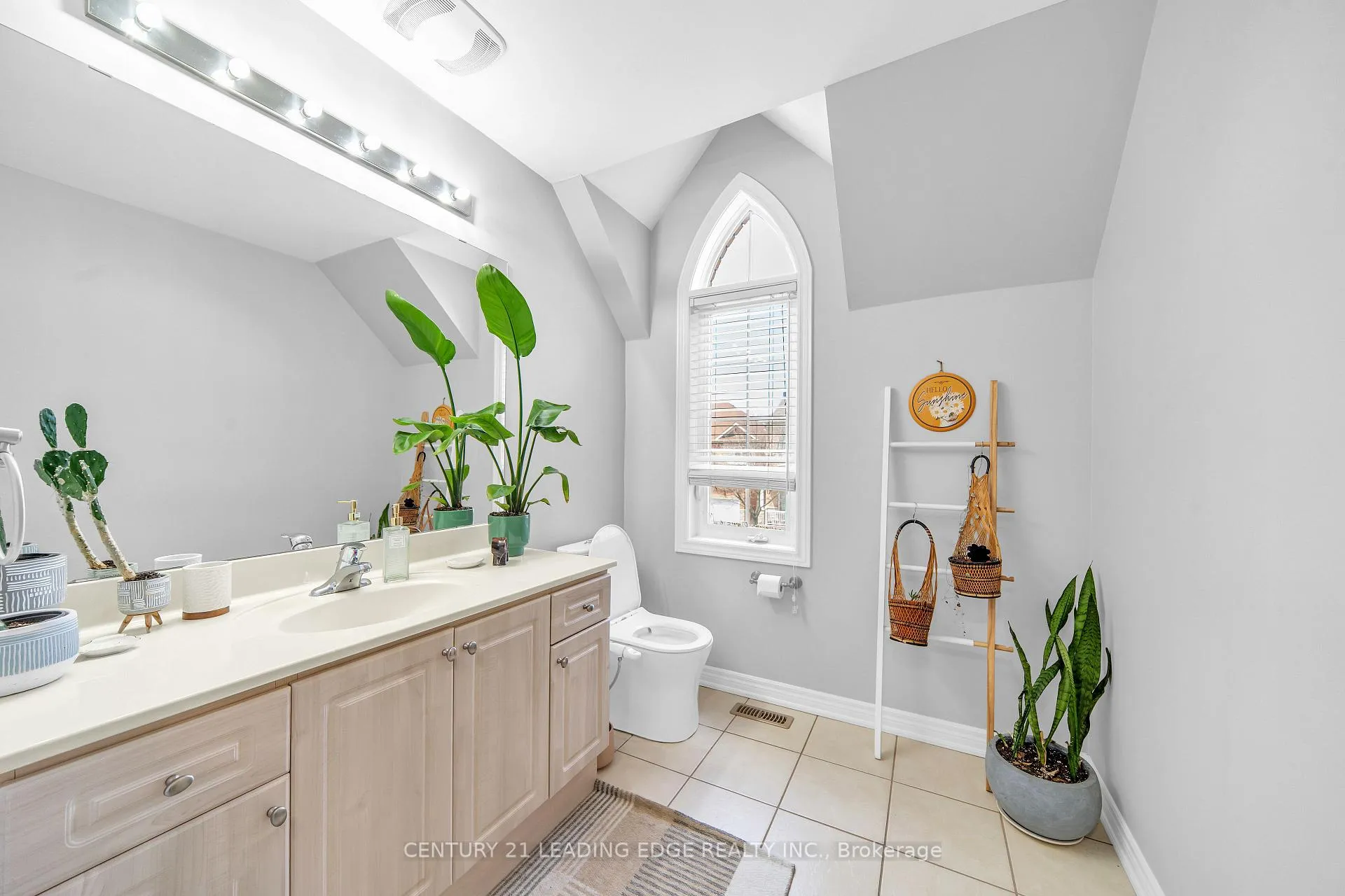 Photo 31 of 13 Forestbrook Drive, Markham, Box Grove — HOMEH