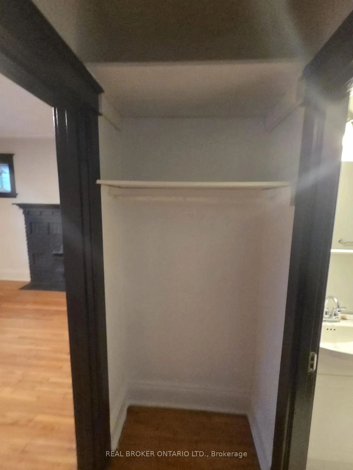 Photo 9 of Unit 10, 4 Hyde Park Avenue, Hamilton, Kirkendall — HOMEH