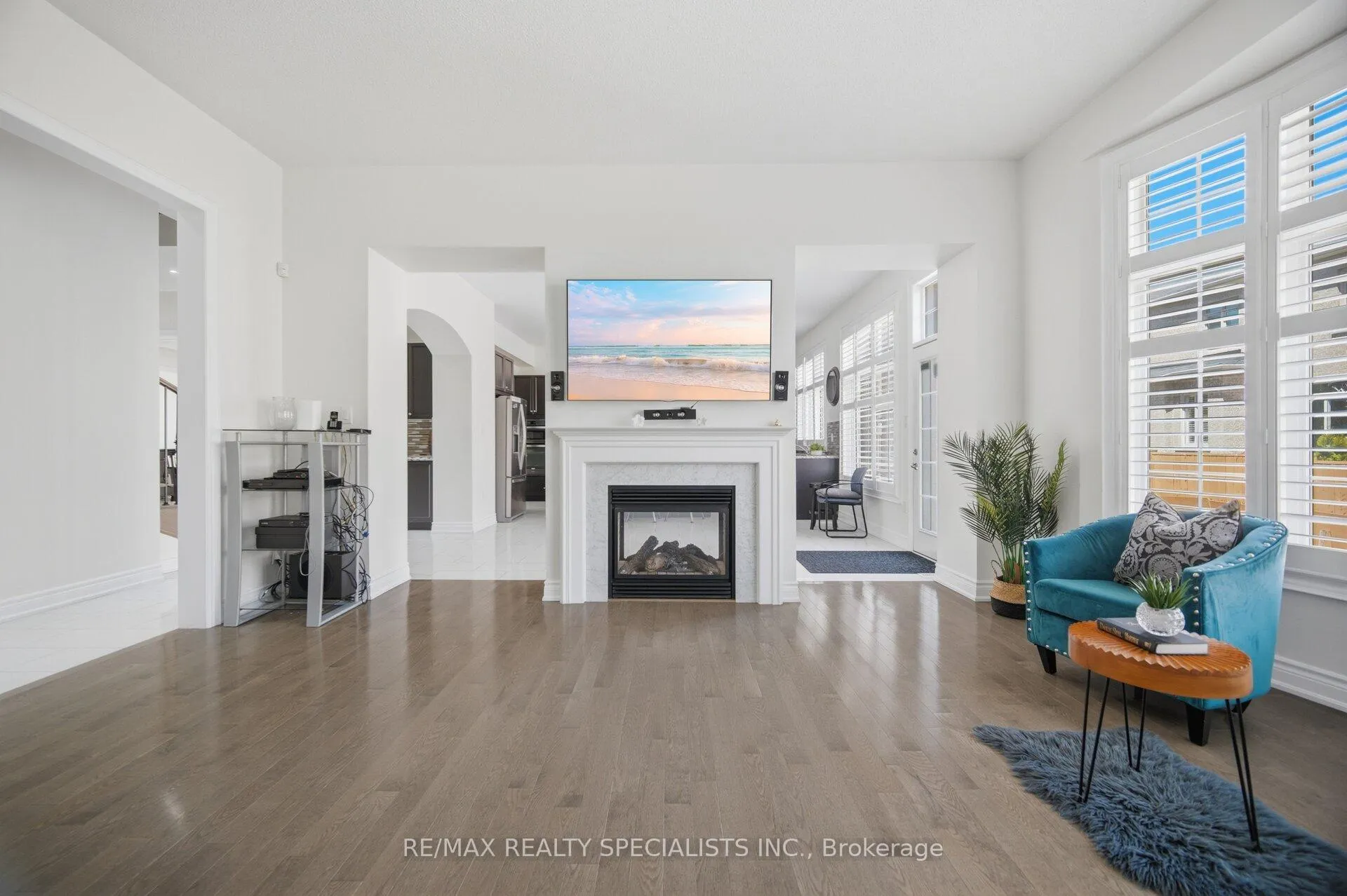 Photo 10 of 8835 Creditview Road, Brampton, Credit Valley — HOMEH
