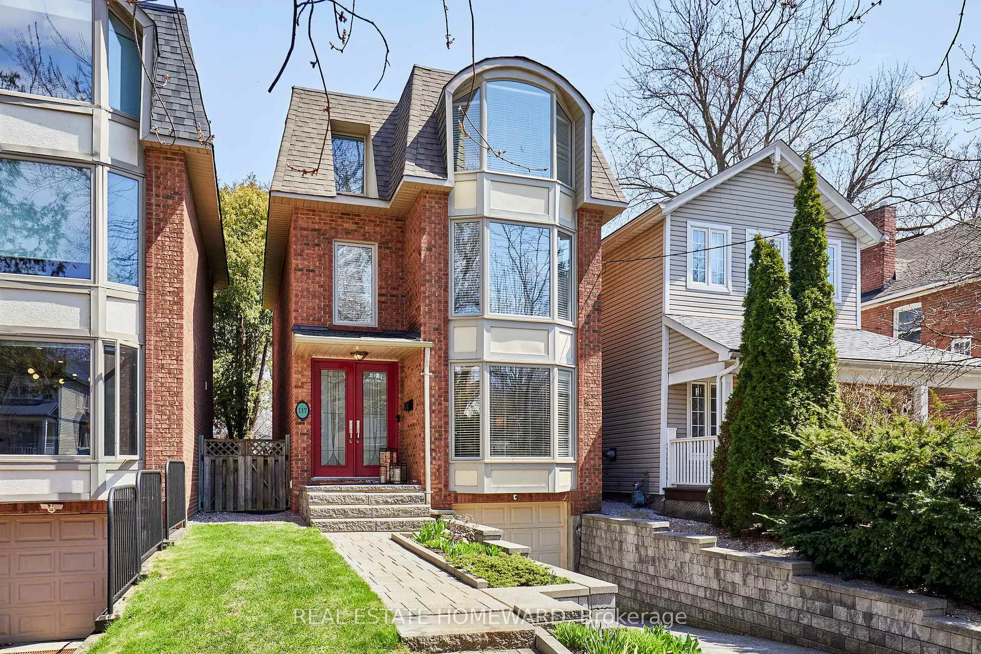 Photo 2 of 117 Edgewood Avenue, Toronto, Woodbine Corridor — HOMEH