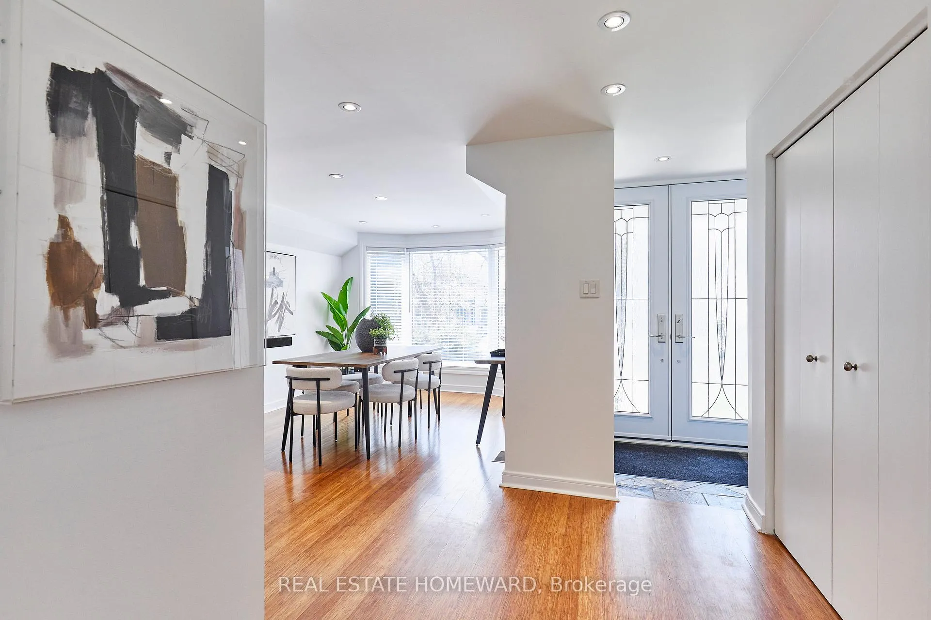 Photo 3 of 117 Edgewood Avenue, Toronto, Woodbine Corridor — HOMEH