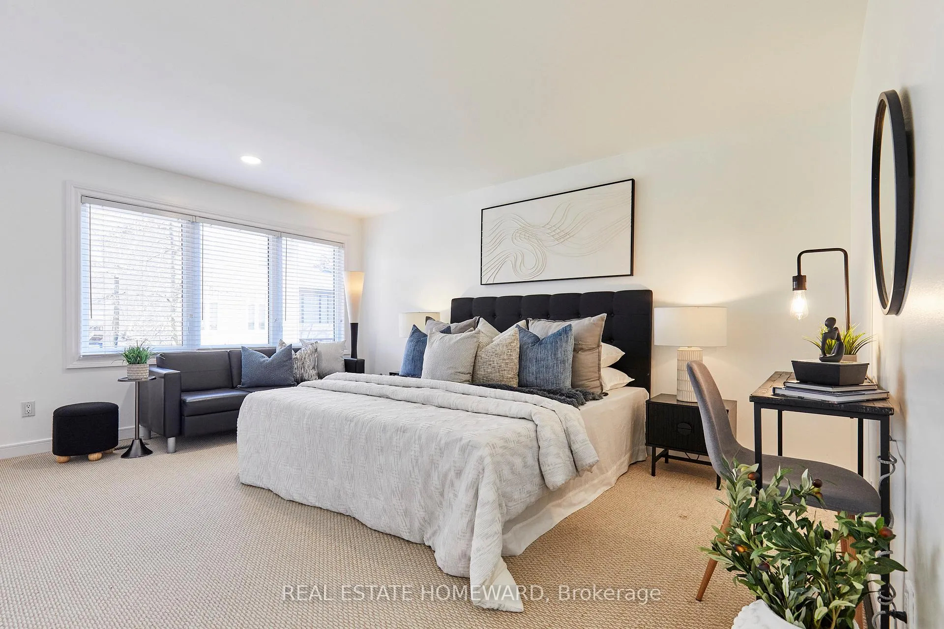 Photo 17 of 117 Edgewood Avenue, Toronto, Woodbine Corridor — HOMEH
