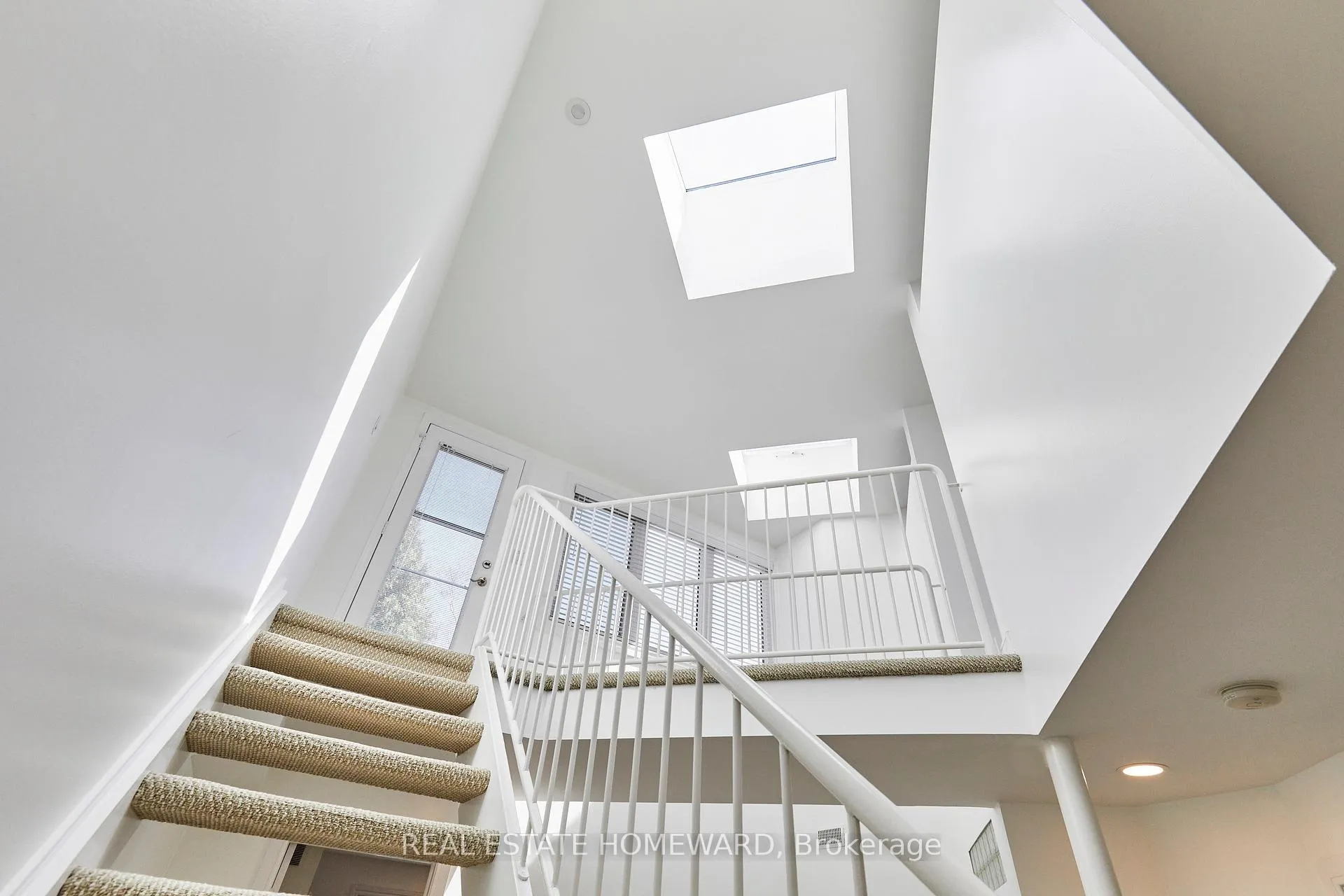 Photo 21 of 117 Edgewood Avenue, Toronto, Woodbine Corridor — HOMEH
