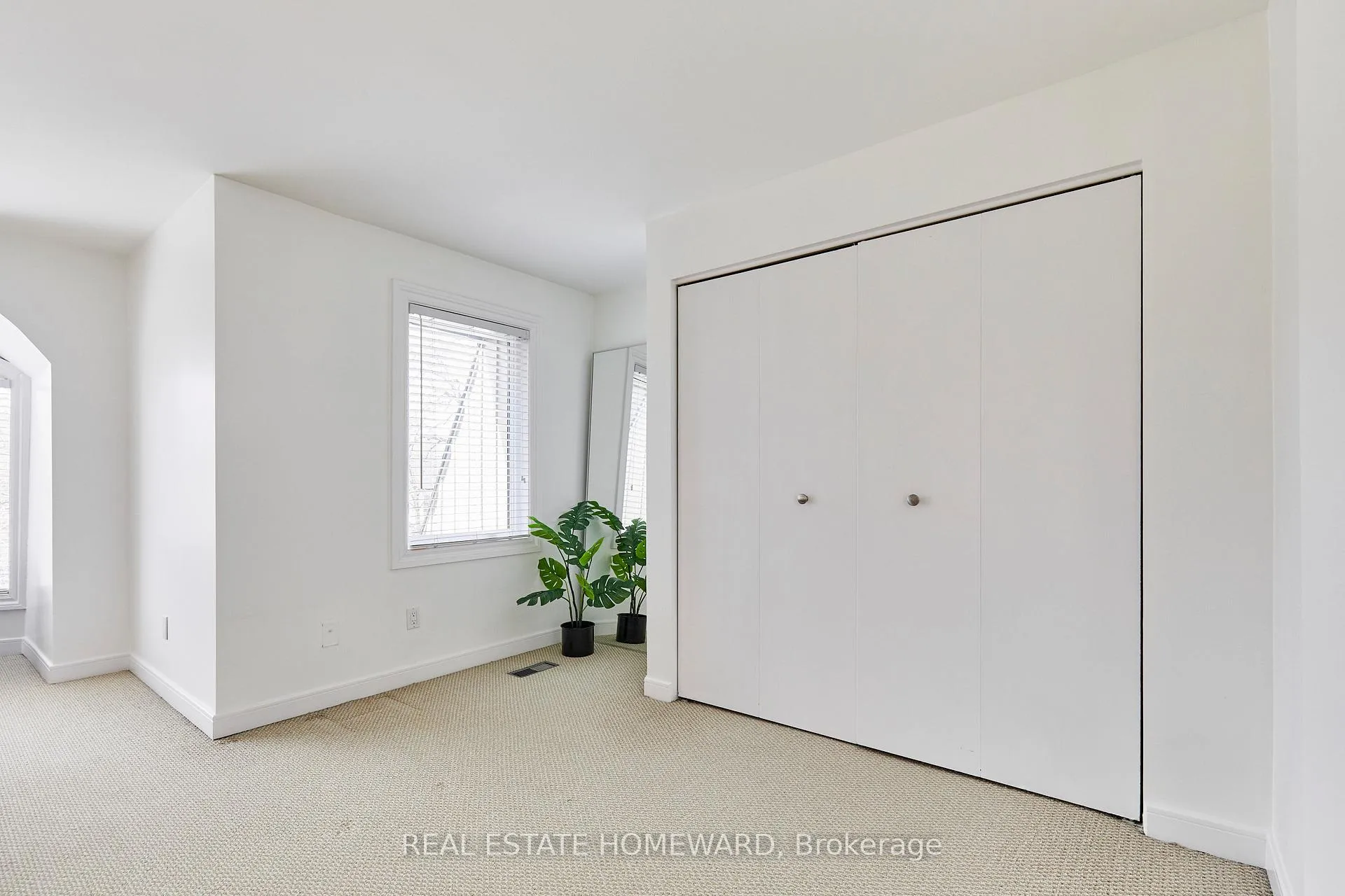 Photo 25 of 117 Edgewood Avenue, Toronto, Woodbine Corridor — HOMEH