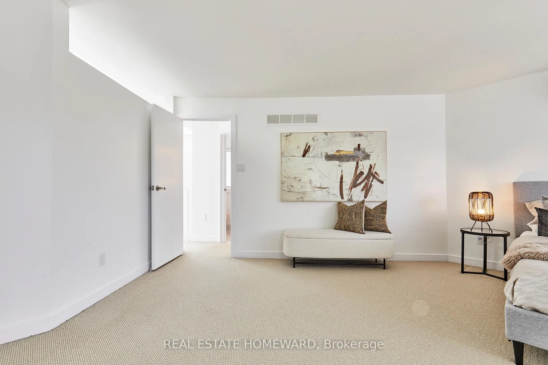 Photo 26 of 117 Edgewood Avenue, Toronto, Woodbine Corridor — HOMEH
