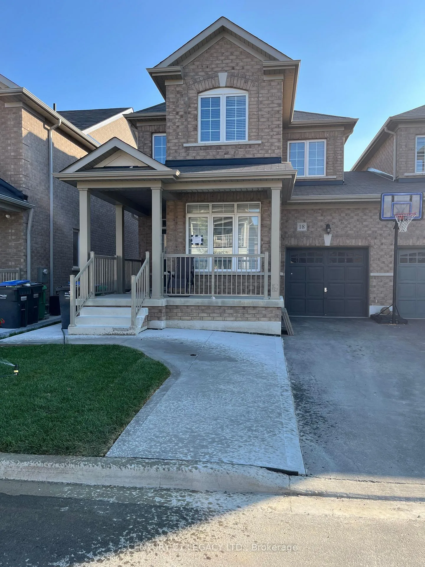 Photo 1 of Basement 18 Ladysmith Street, Brampton, Sandringham-Wellington — HOMEH
